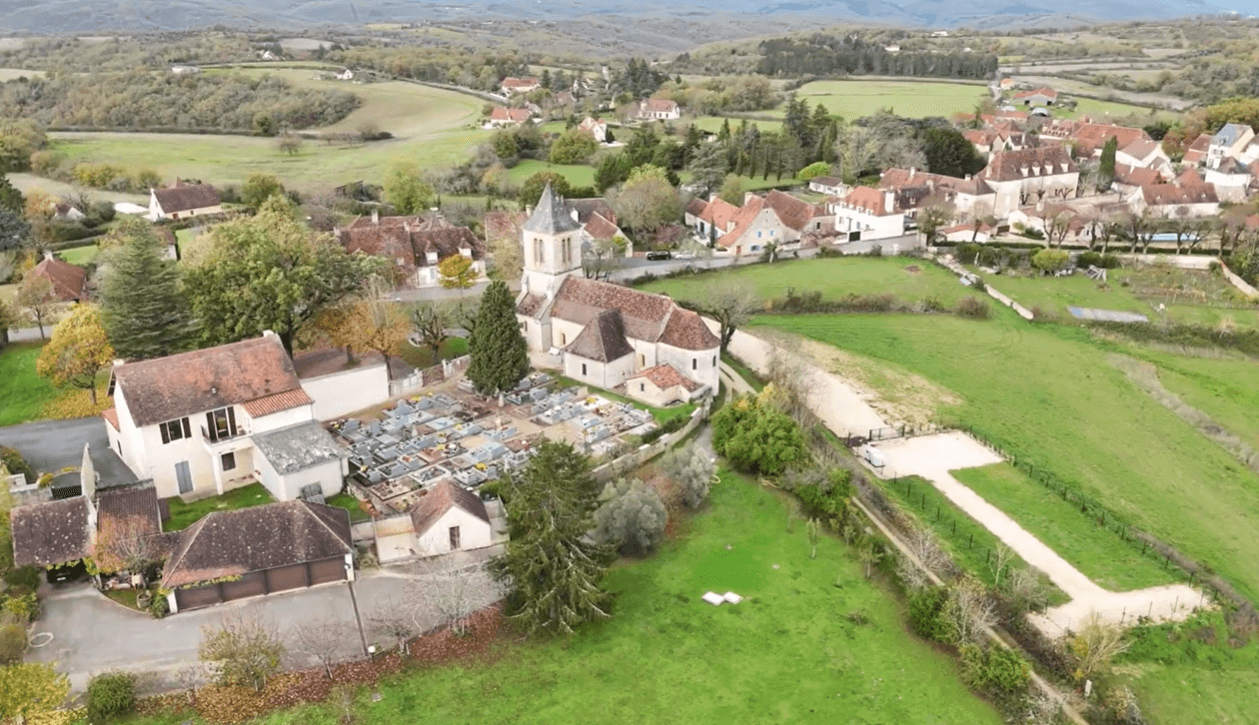Eglise Saint-Jacques à Calès
