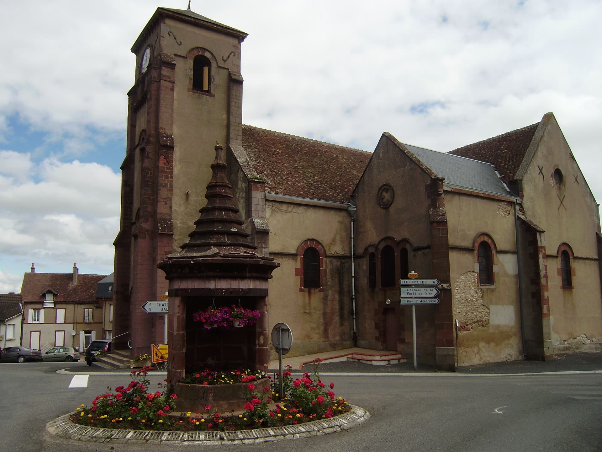 Eglise de Saint-Léon dans l'Allier