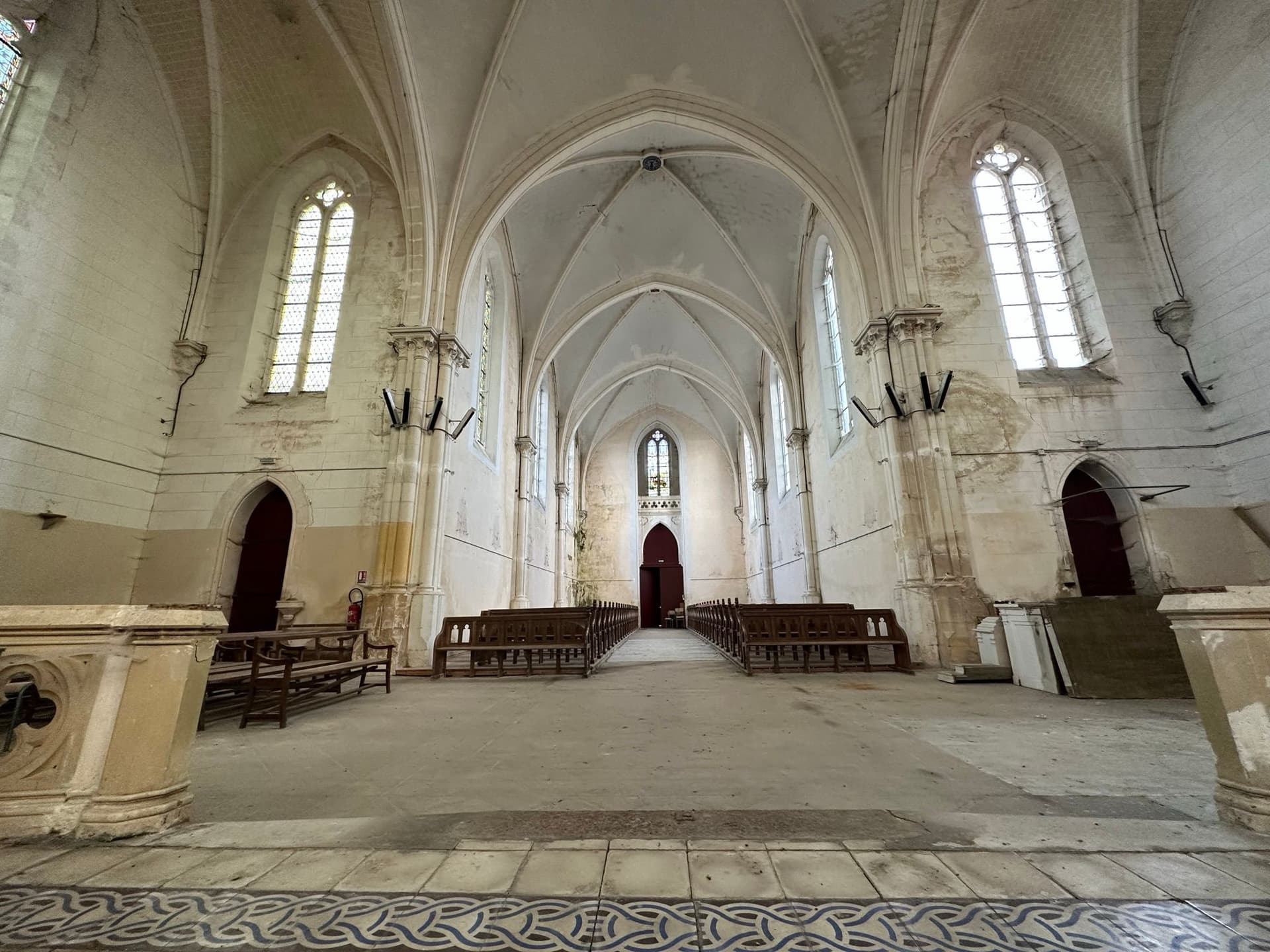 Eglise Notre-Dame de la Nativité à Château-Guibert