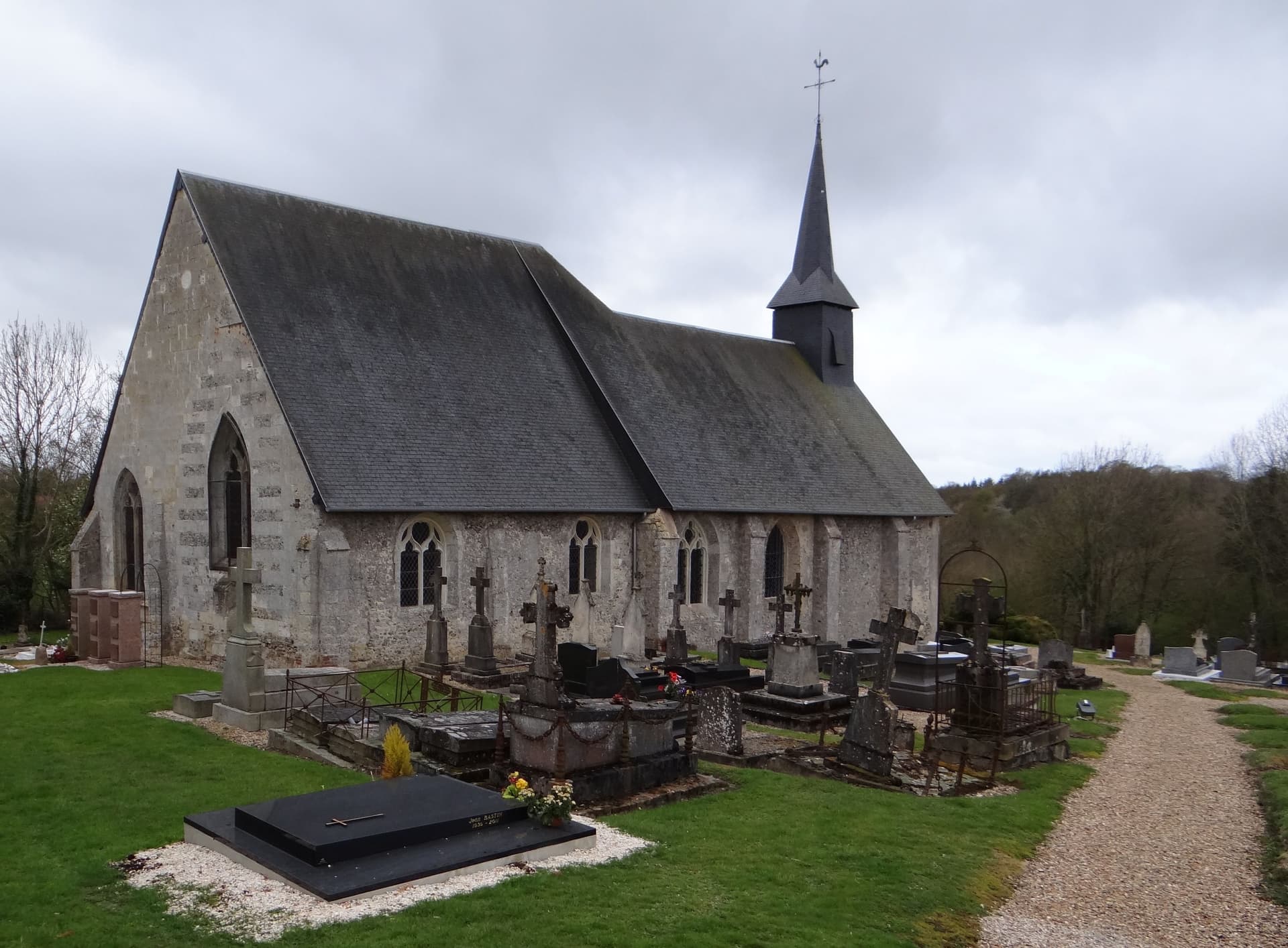 EGLISE SAINT REGNOBERT DE FAUGUERNON
