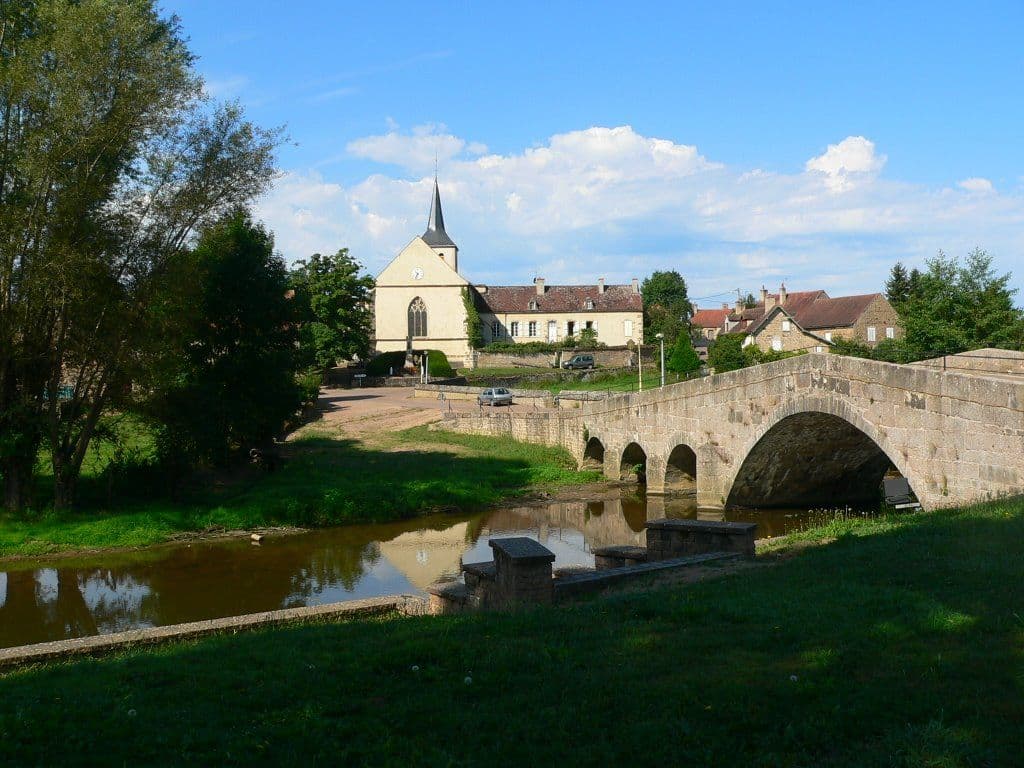 Eglise Saint Jean-Baptiste de Vic-sous-Thil