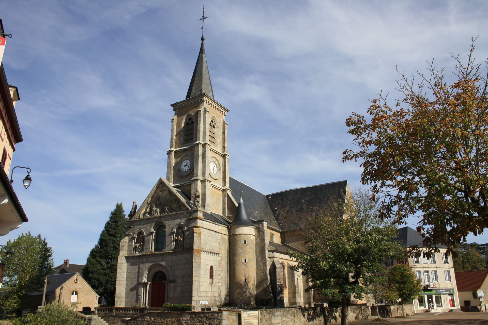 L'église Saint-Georges de Quarré-les-Tombes