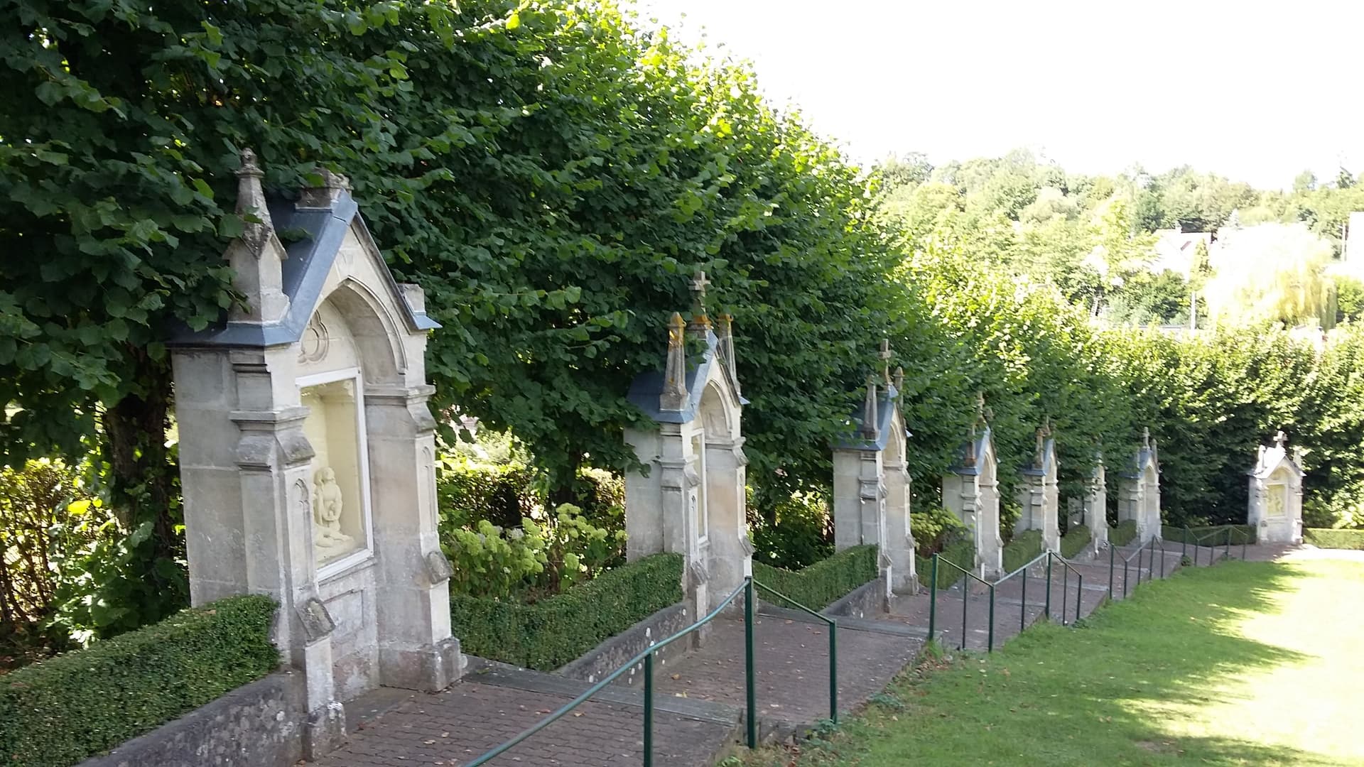site de pèlerinage Saint-Benoît Labre Amettes