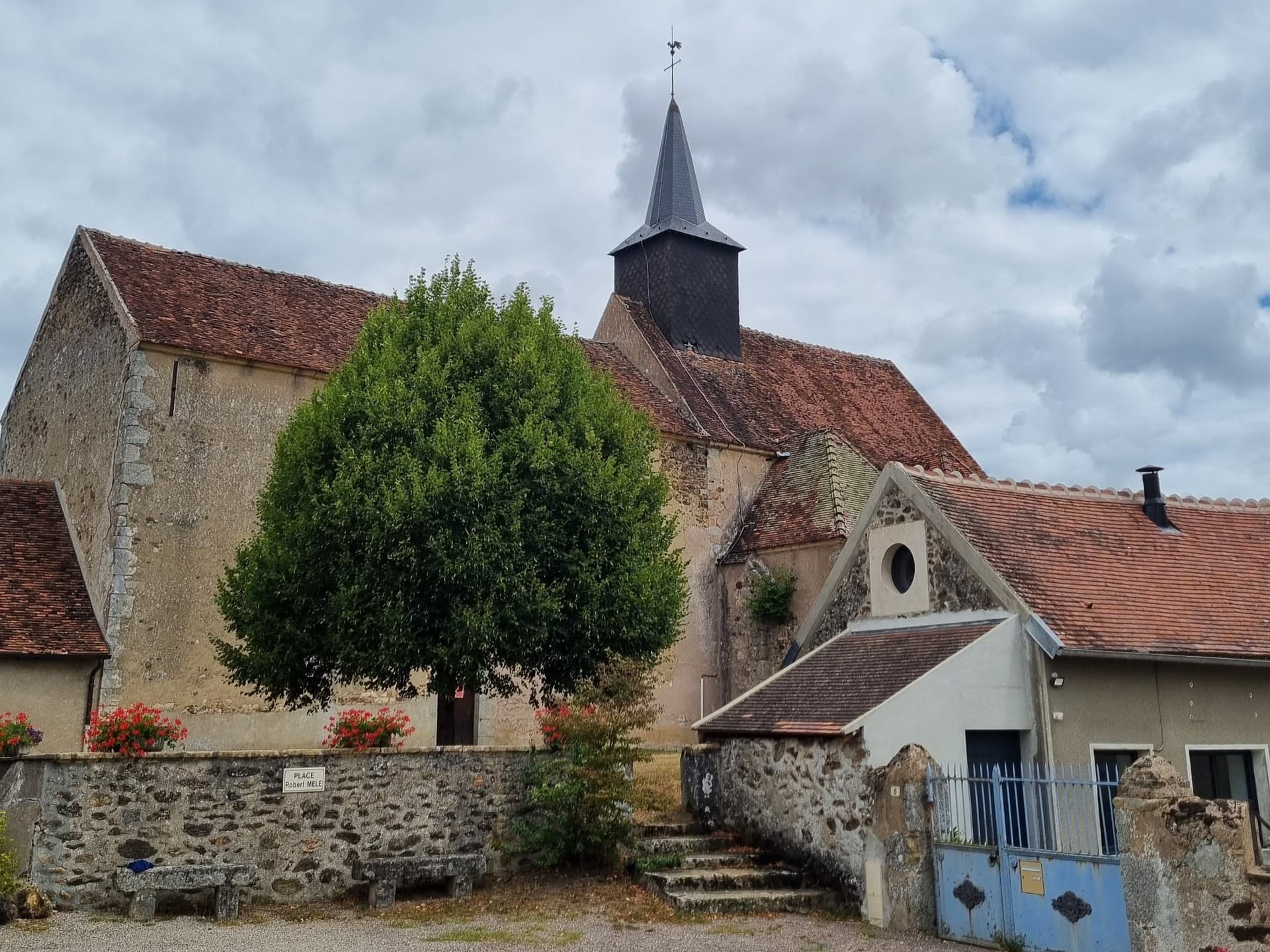 Eglise à Saint-André-en-Morvan