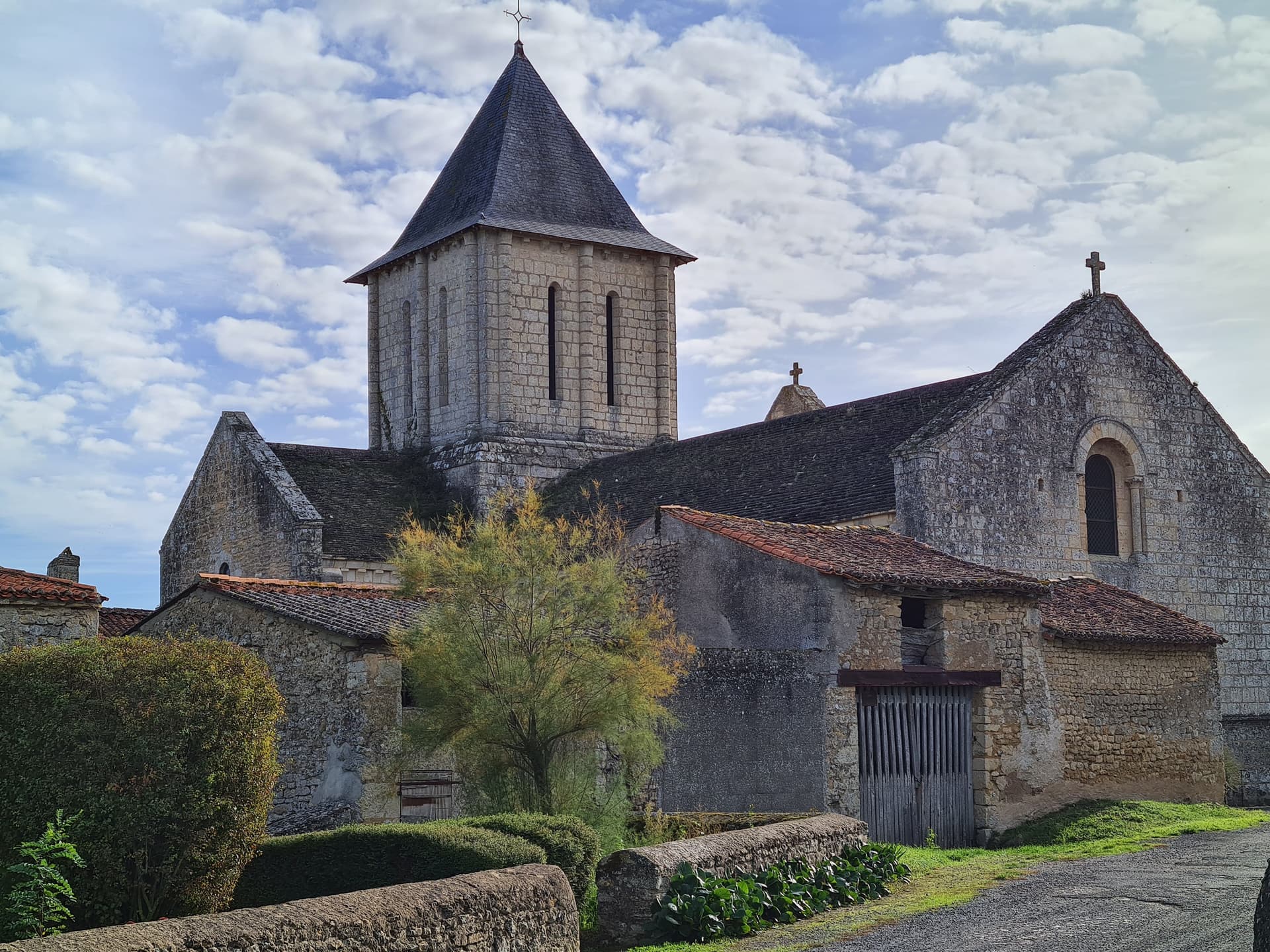 Eglise Saint-Jean-Baptiste de Marnes