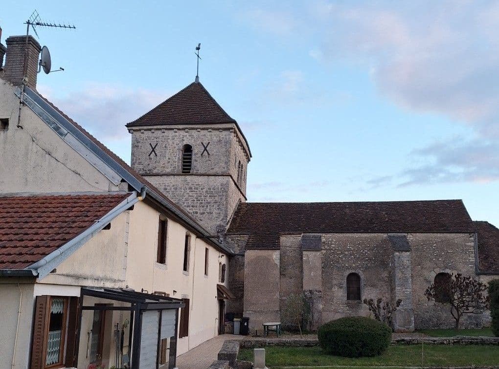 Eglise à Oisilly