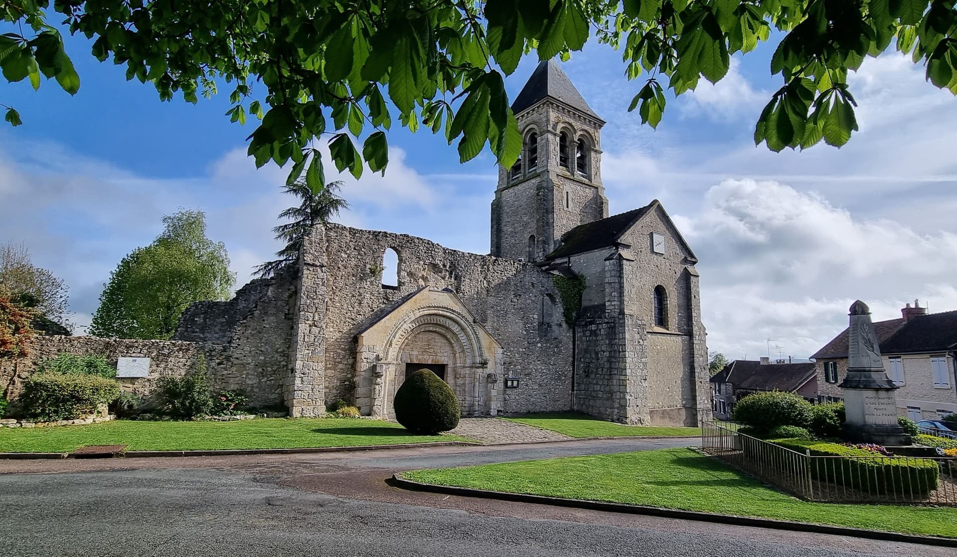 Eglise de Montchauvet