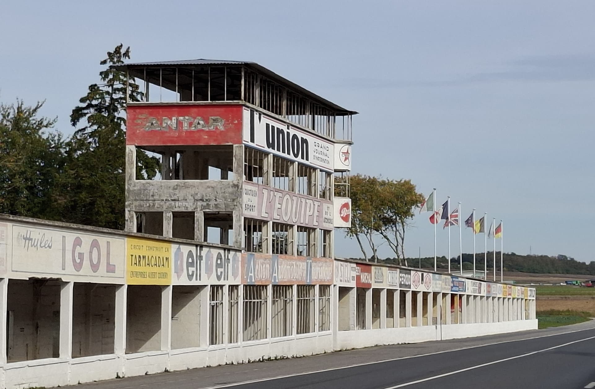 Tour des restaurants du circuit de Reims-Gueux