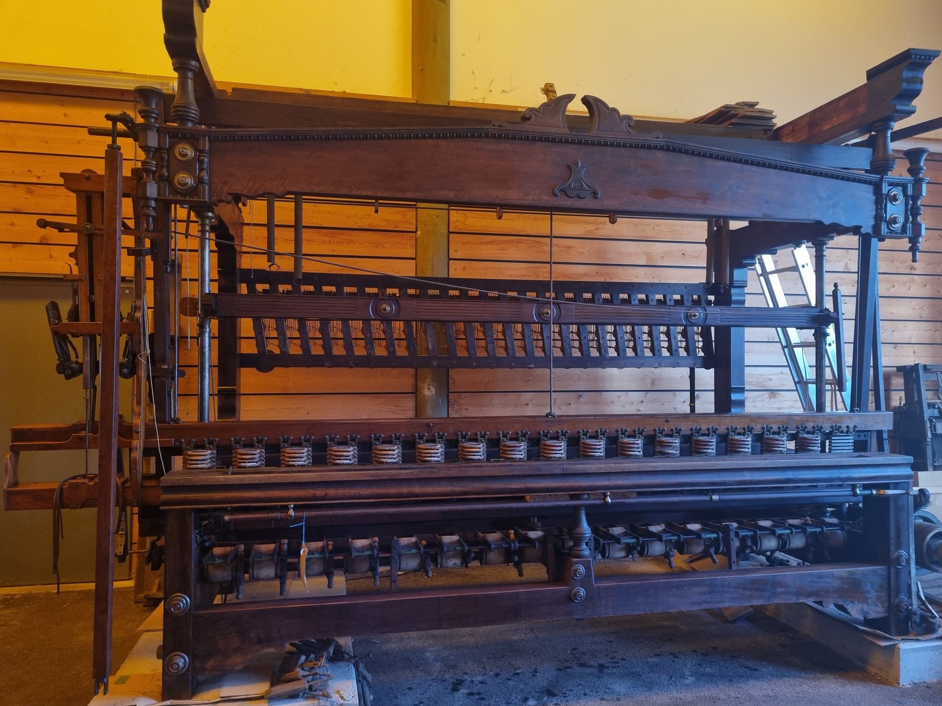 Métier à tisser à passementerie