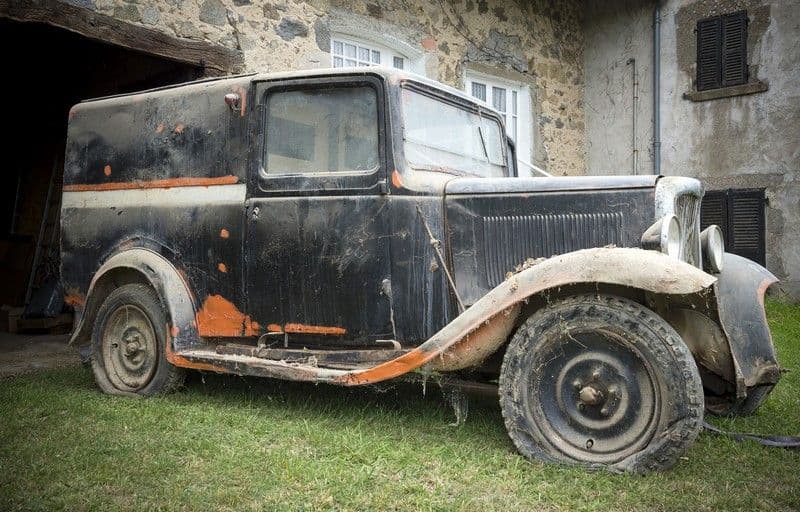 Citroën Rosalie 8 U5 à Brassac-les-Mines