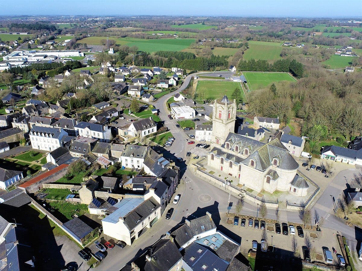 Eglise Saint-Pierre et Saint-Paul à Bignan