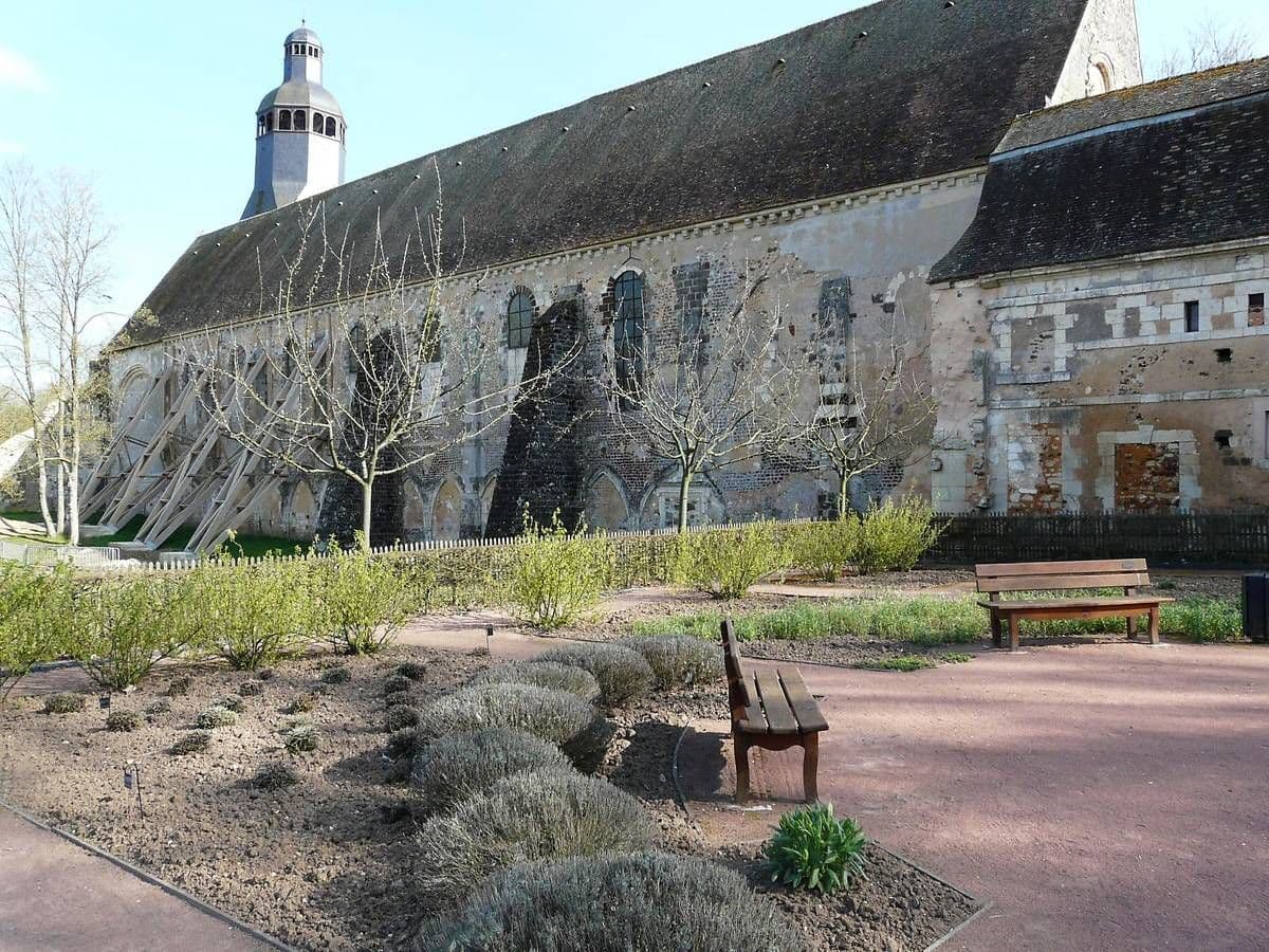 Eglise abbatiale de Thiron-Gardais