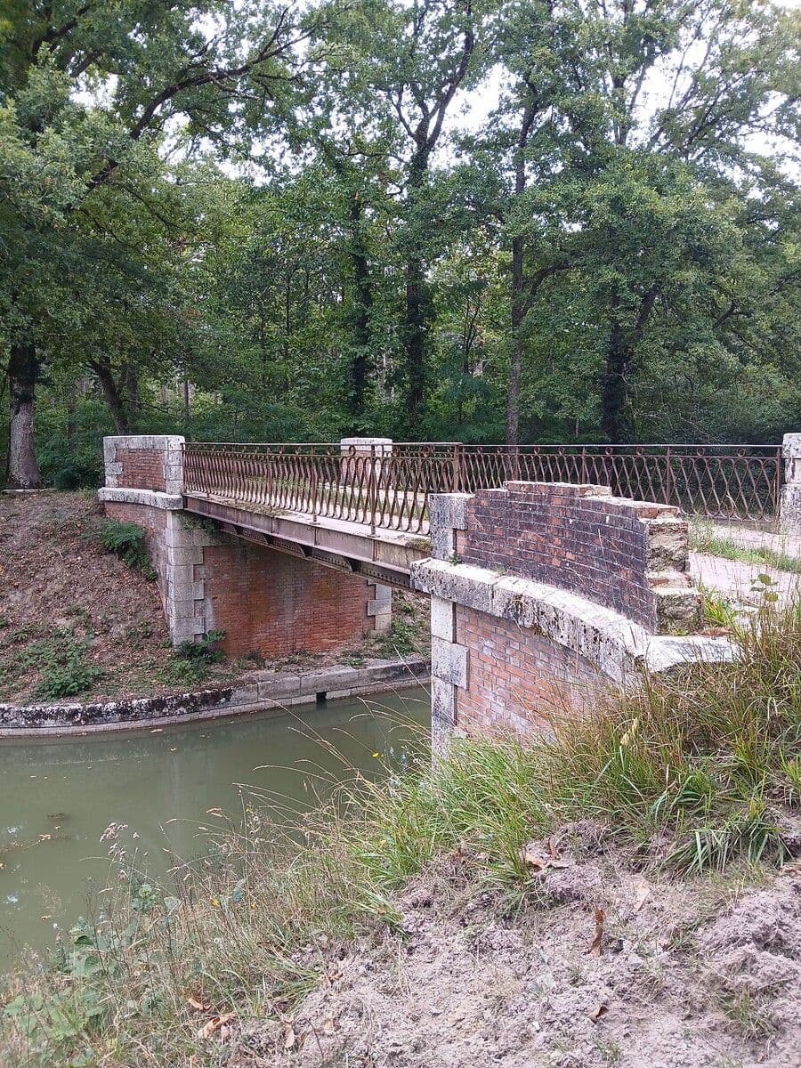 Les 5 ponts du canal de la Sauldre 