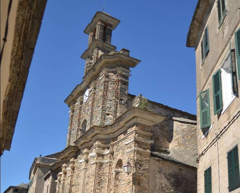 Mobilier de l'église de Penta