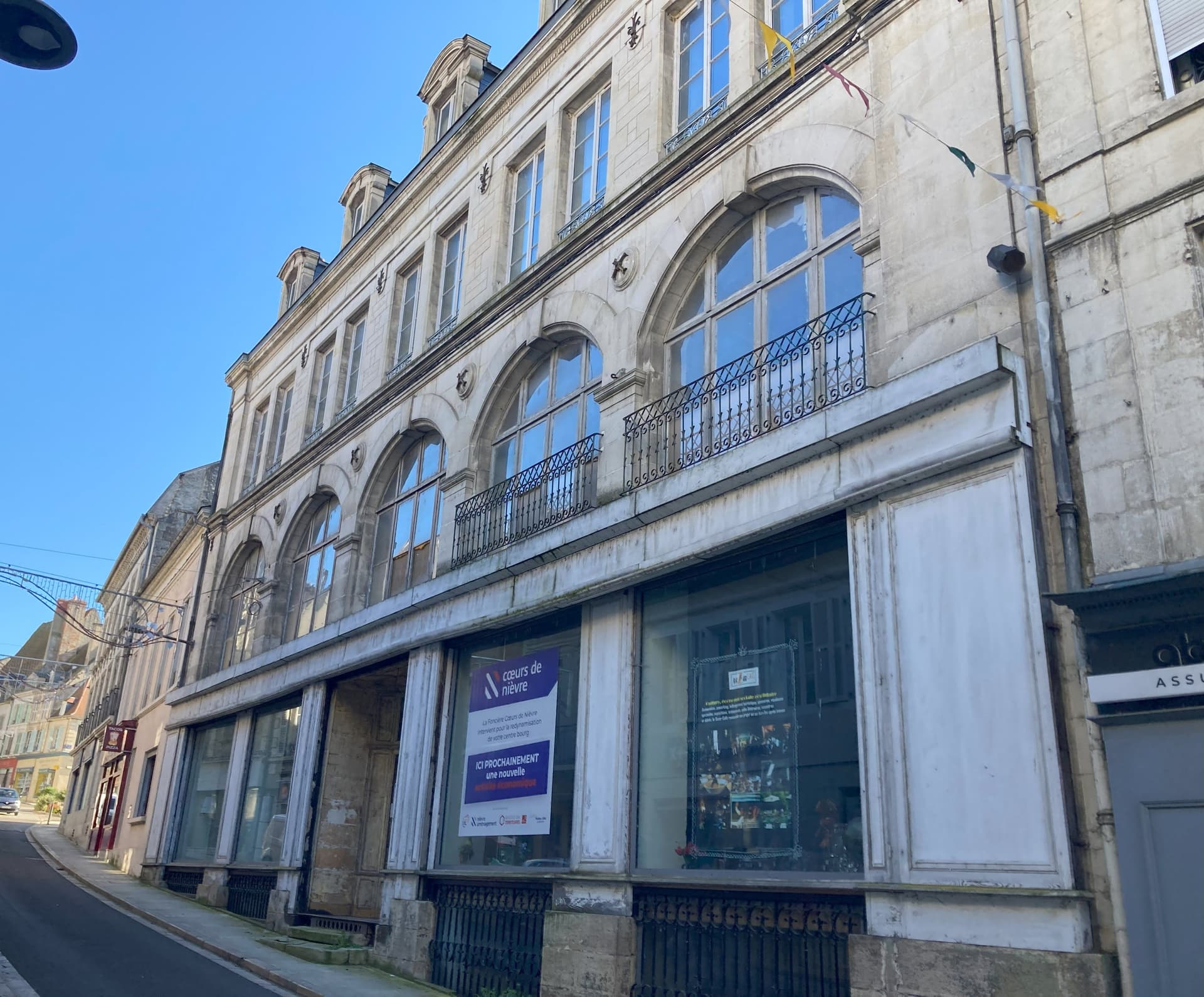 Bazar Café de La-Charité-sur-Loire