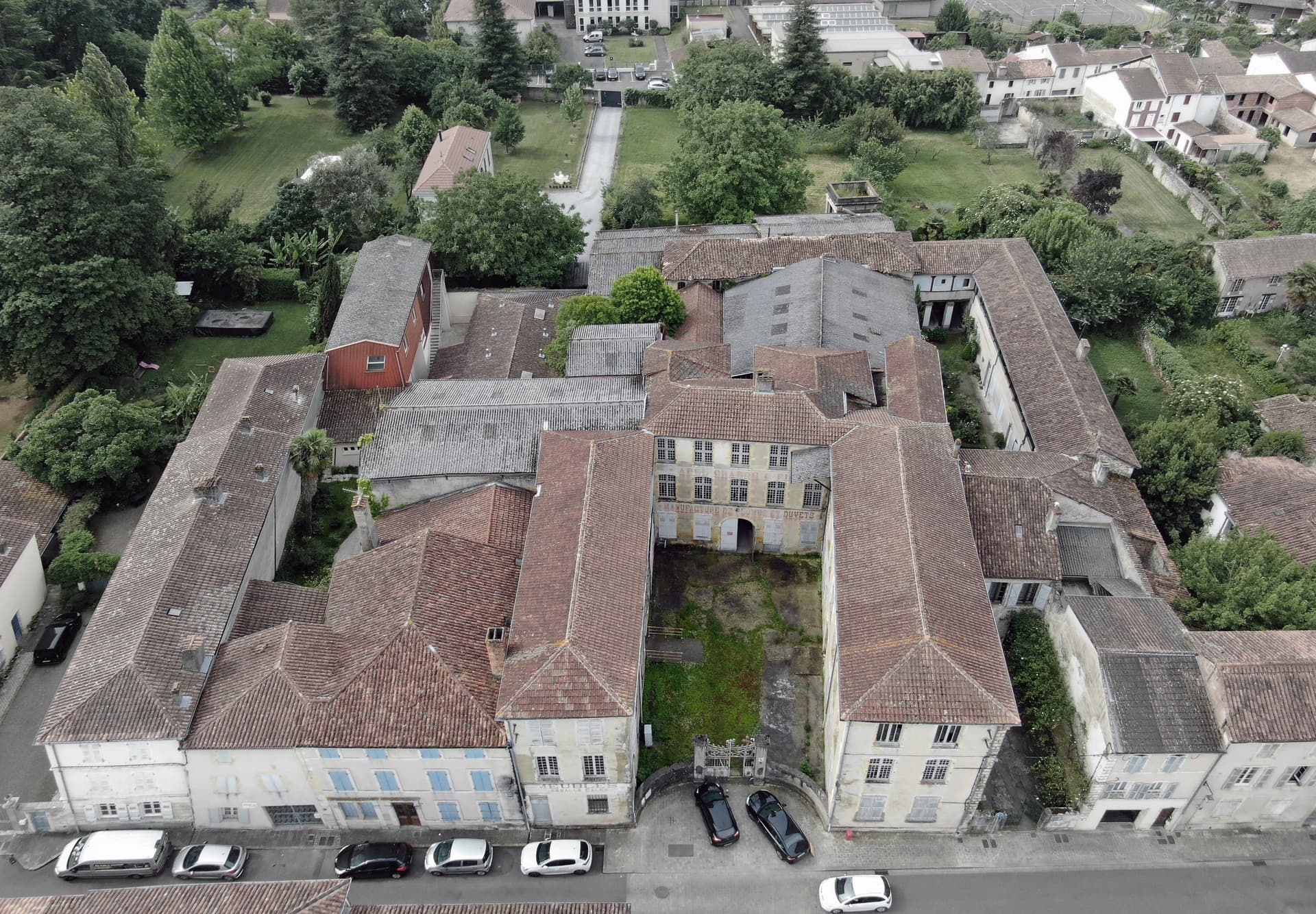 Ancienne manufacture à Saint-Sever