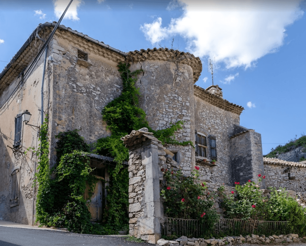 Maison ancienne à Banon