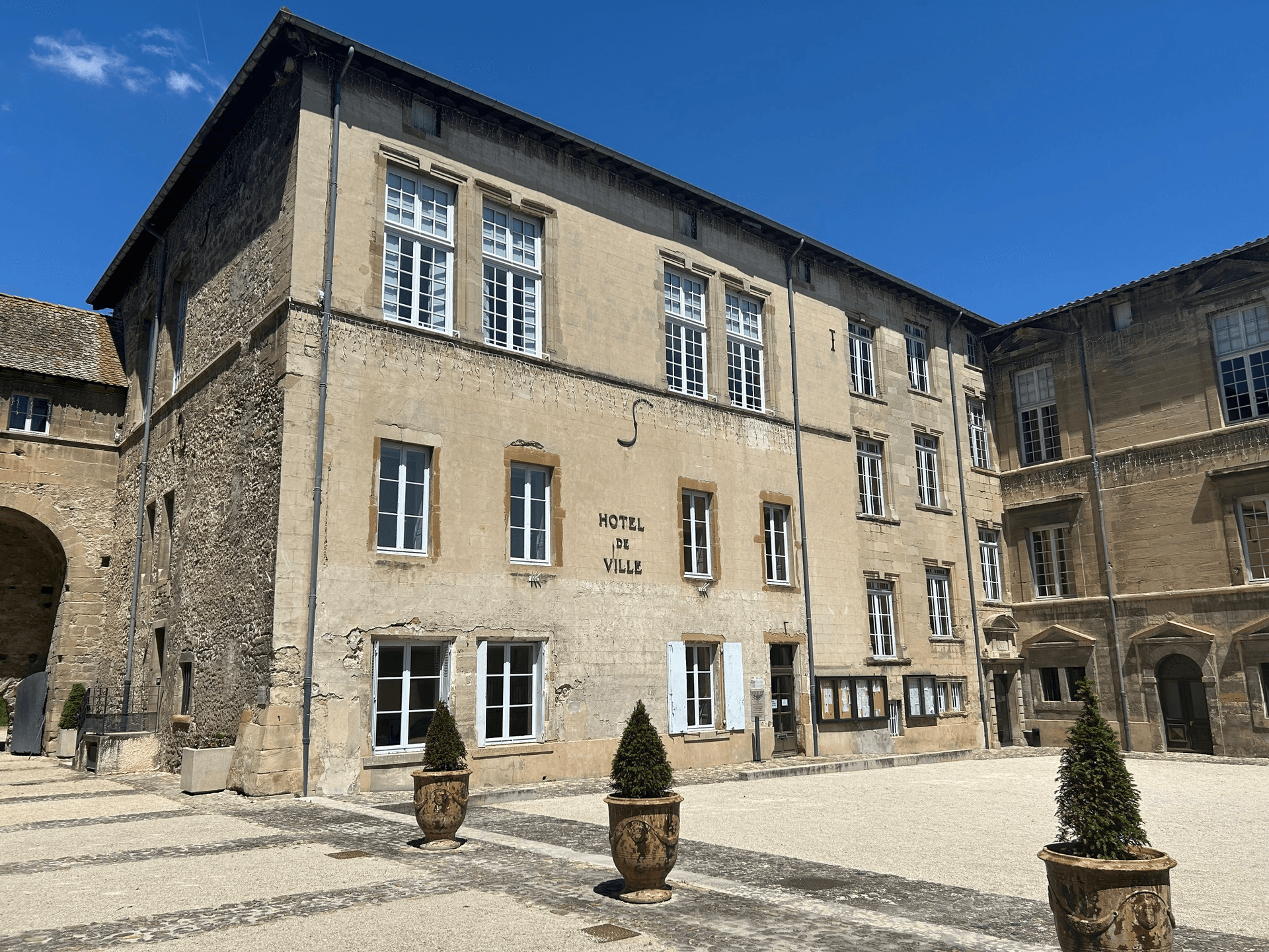 Château de Roussillon