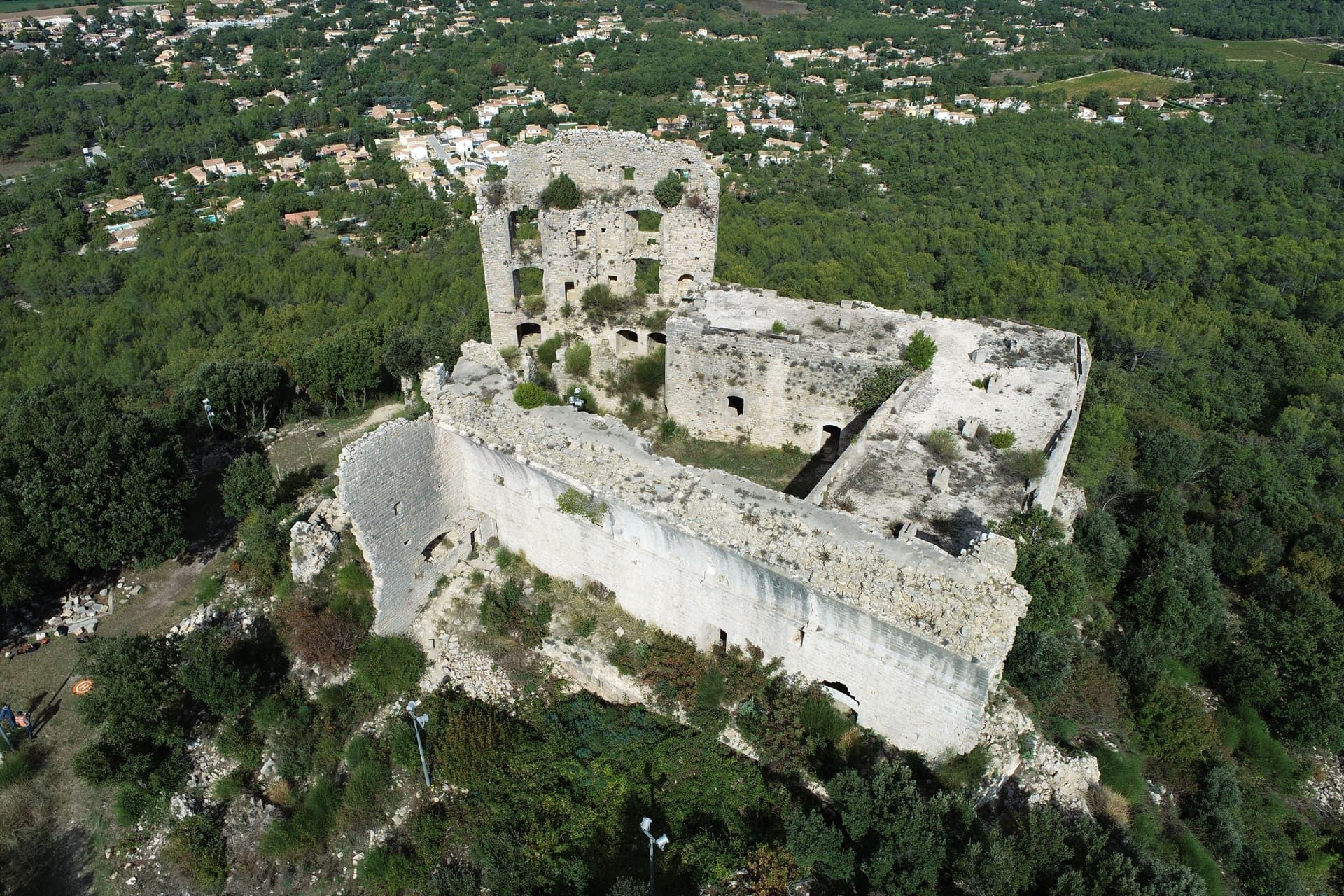 Le Castellas à Forcalqueiret