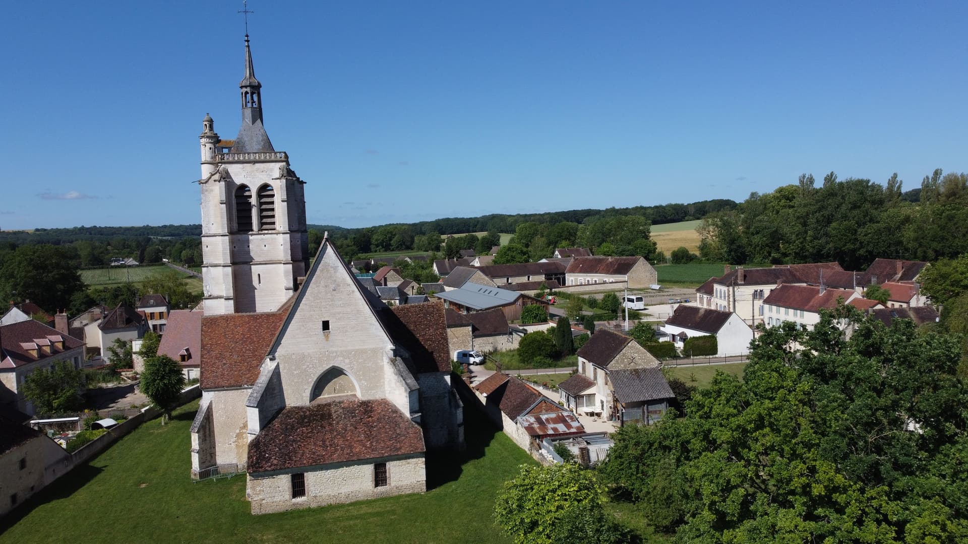 Eglise Saint Mammès à Turny
