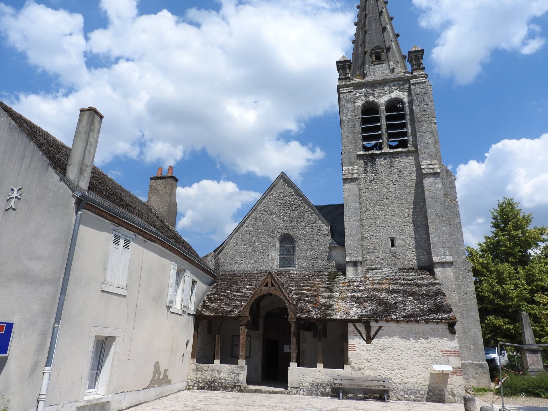 Eglise de Saint-Hilaire-Saint-Mesmin