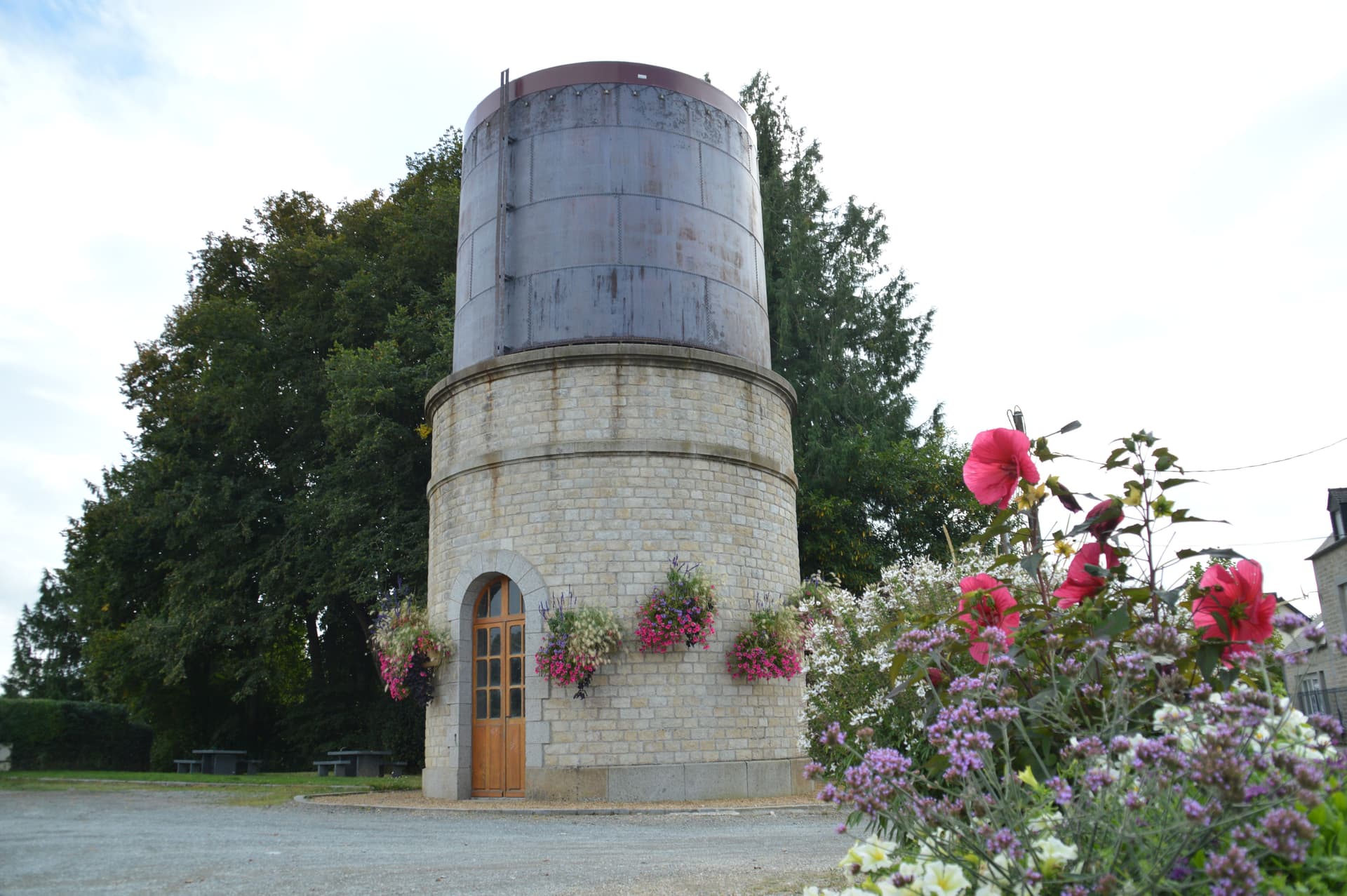 Château d'eau ferroviaire de St-Brice-en-Coglès