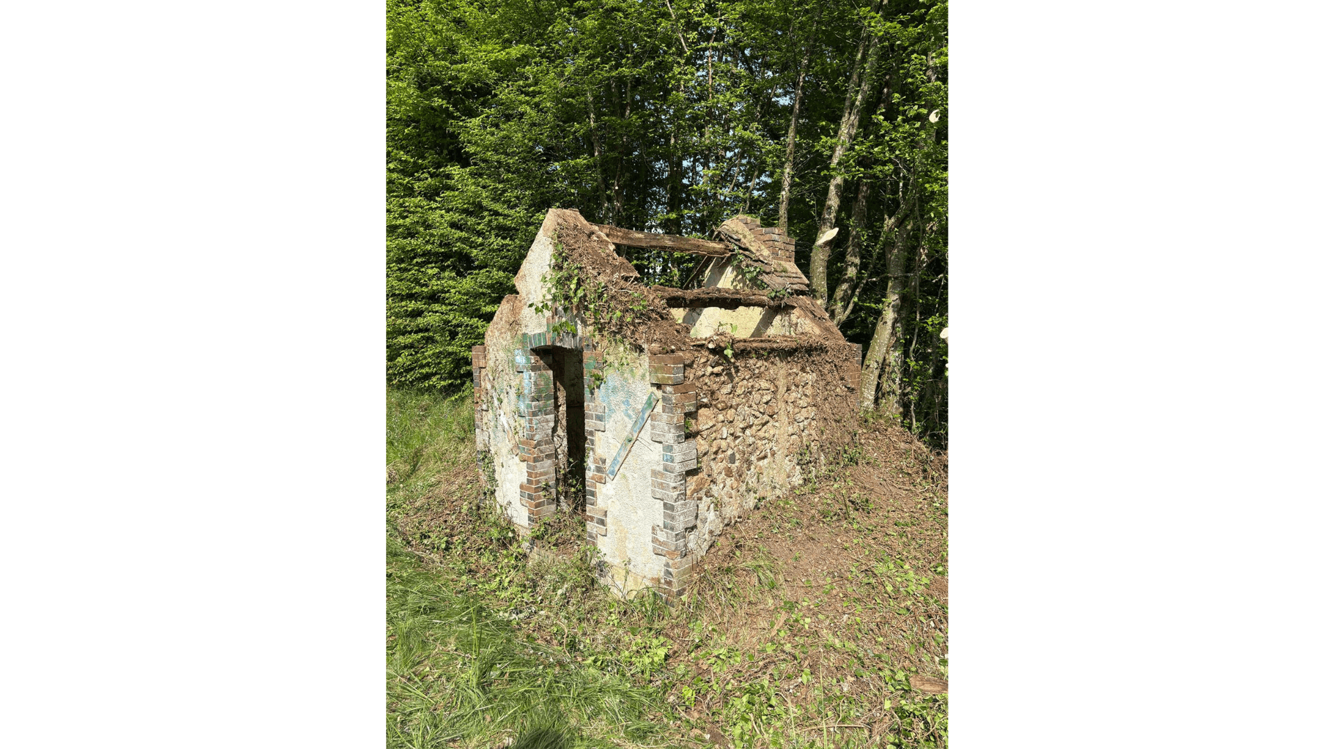 Cabane de cantonniers à Tannerre-en-Puisaye