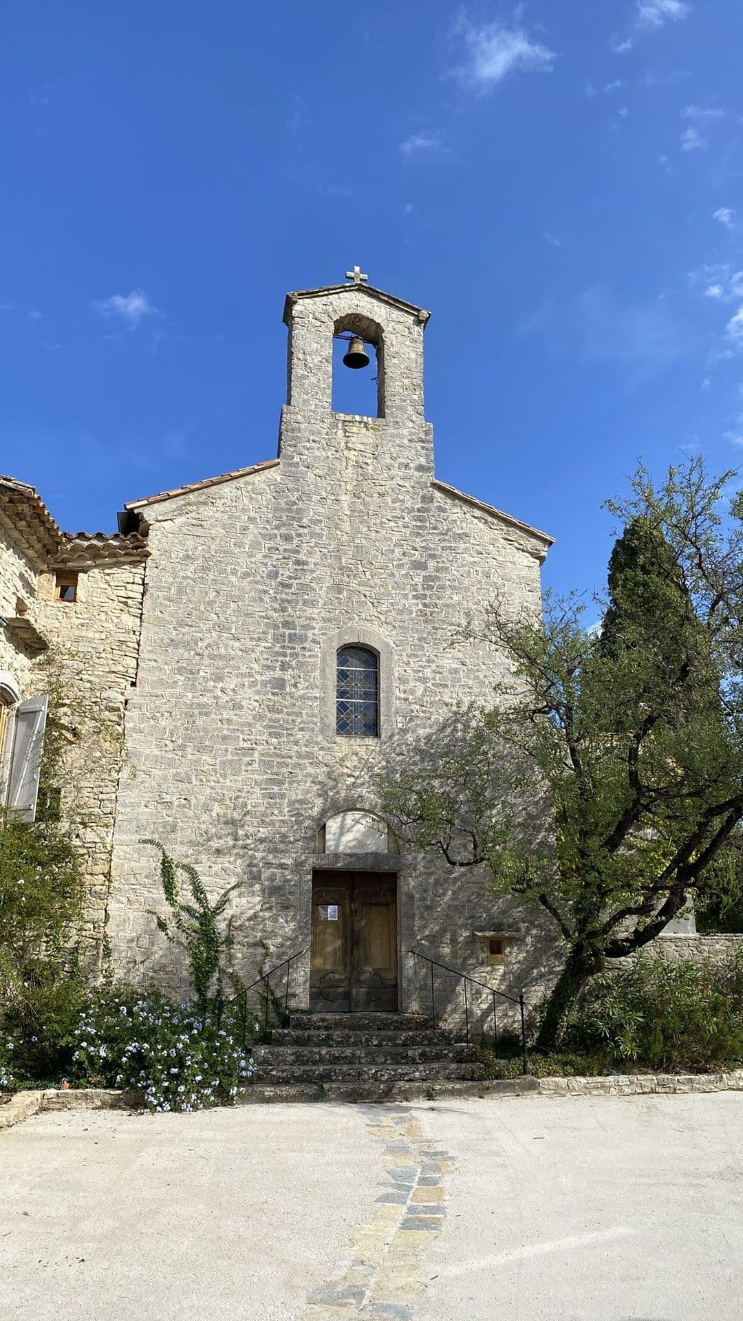 L'église St Jean-Baptiste de Ferrières