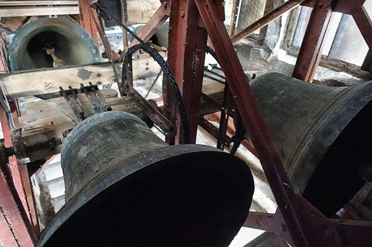 Cloches de l'église Saint-Pierre d'Éréac