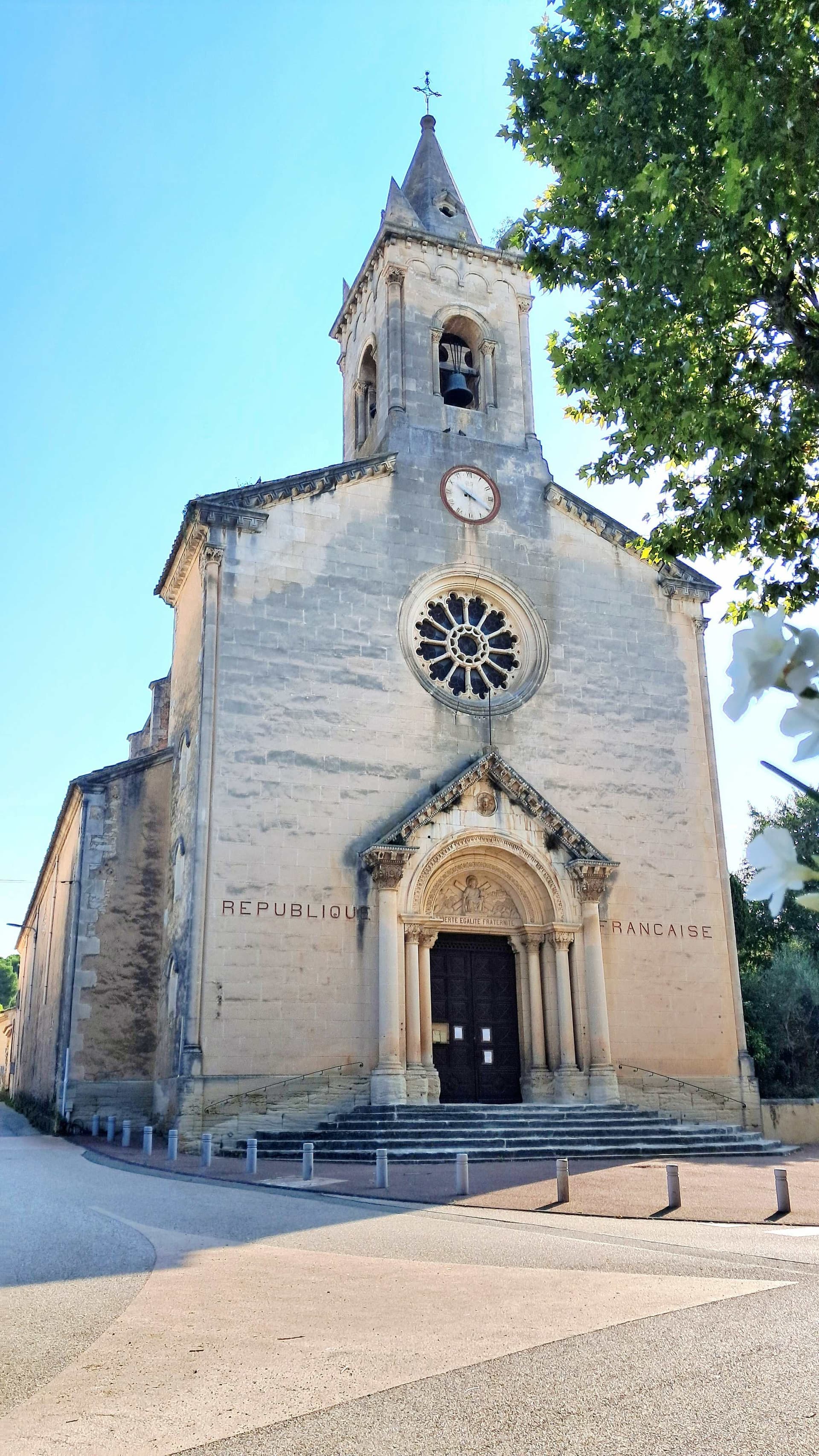 Eglise Saint André à Villes-sur-Auzon