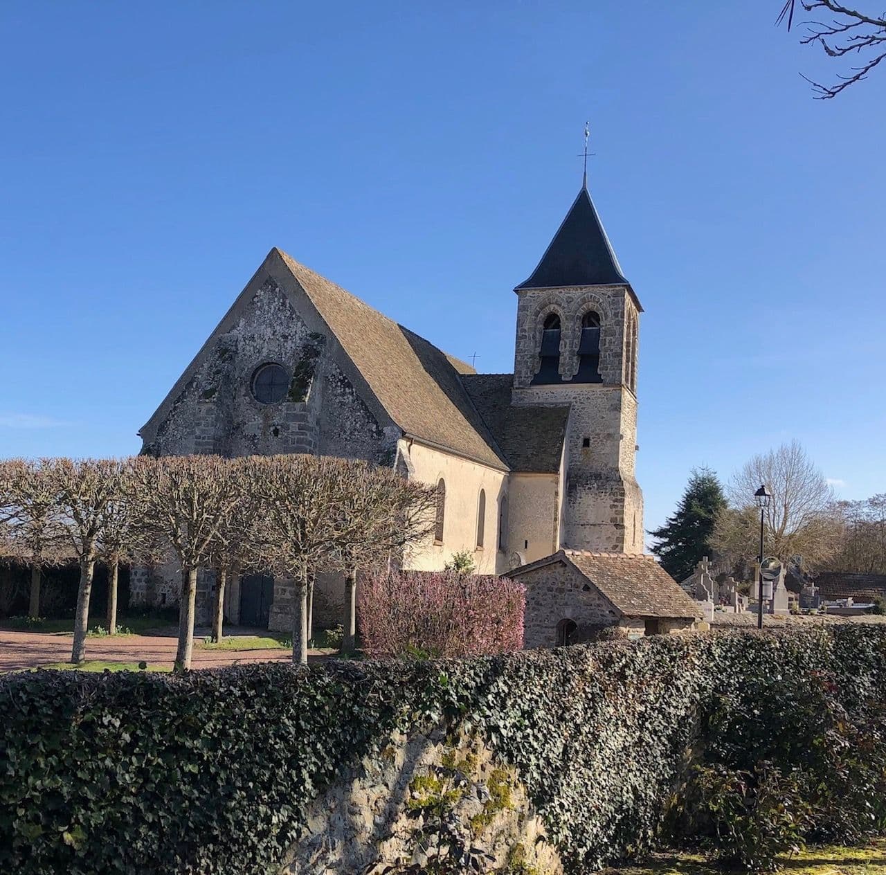 Eglise de Bazoches-sur-Guyonne