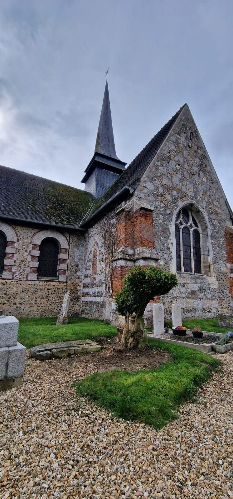 Eglise Saint-Martin à Saussay-la-Campagne