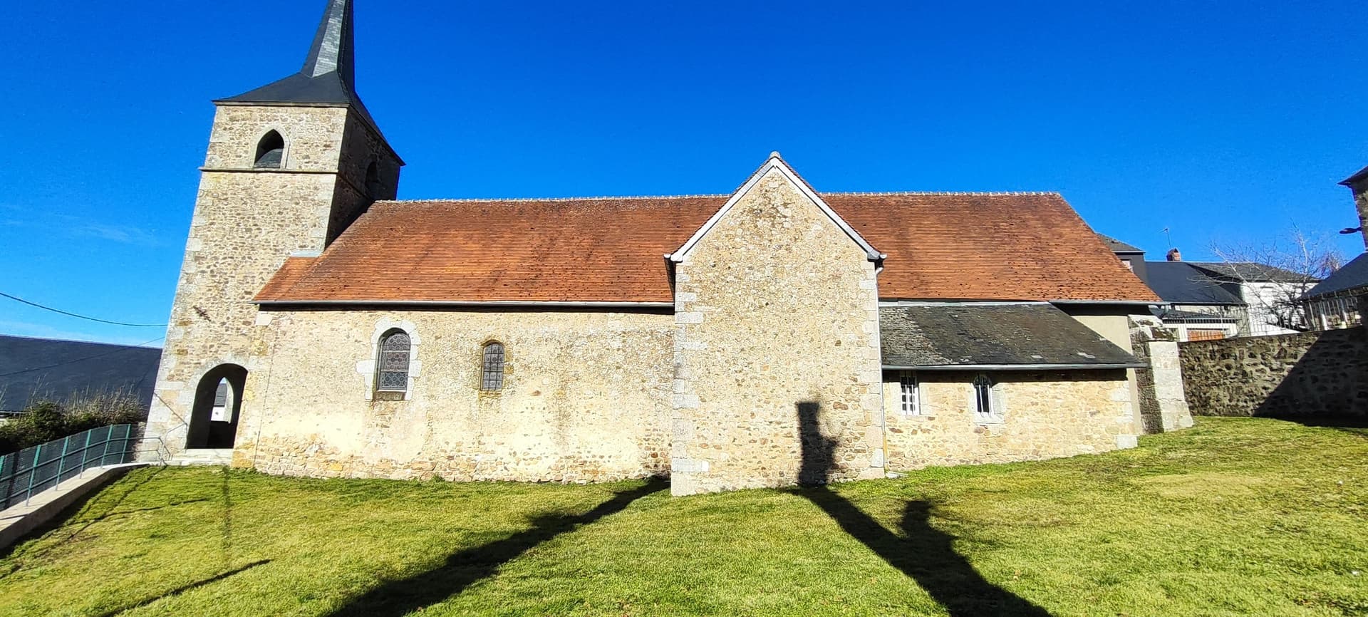 Eglise Saint-Léger à Montigny en Morvan