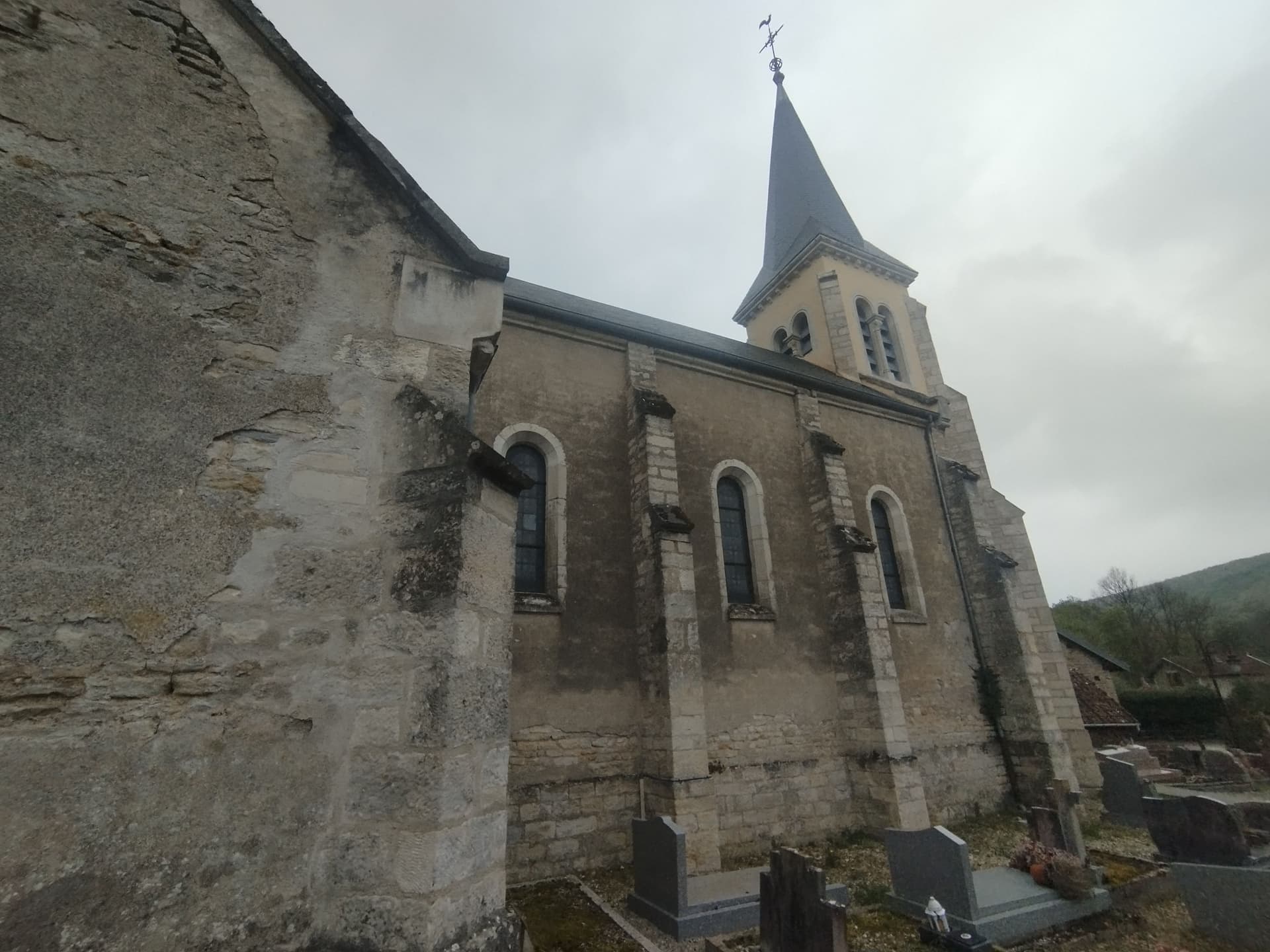 Eglise de Saint-Victor-sur-Ouche