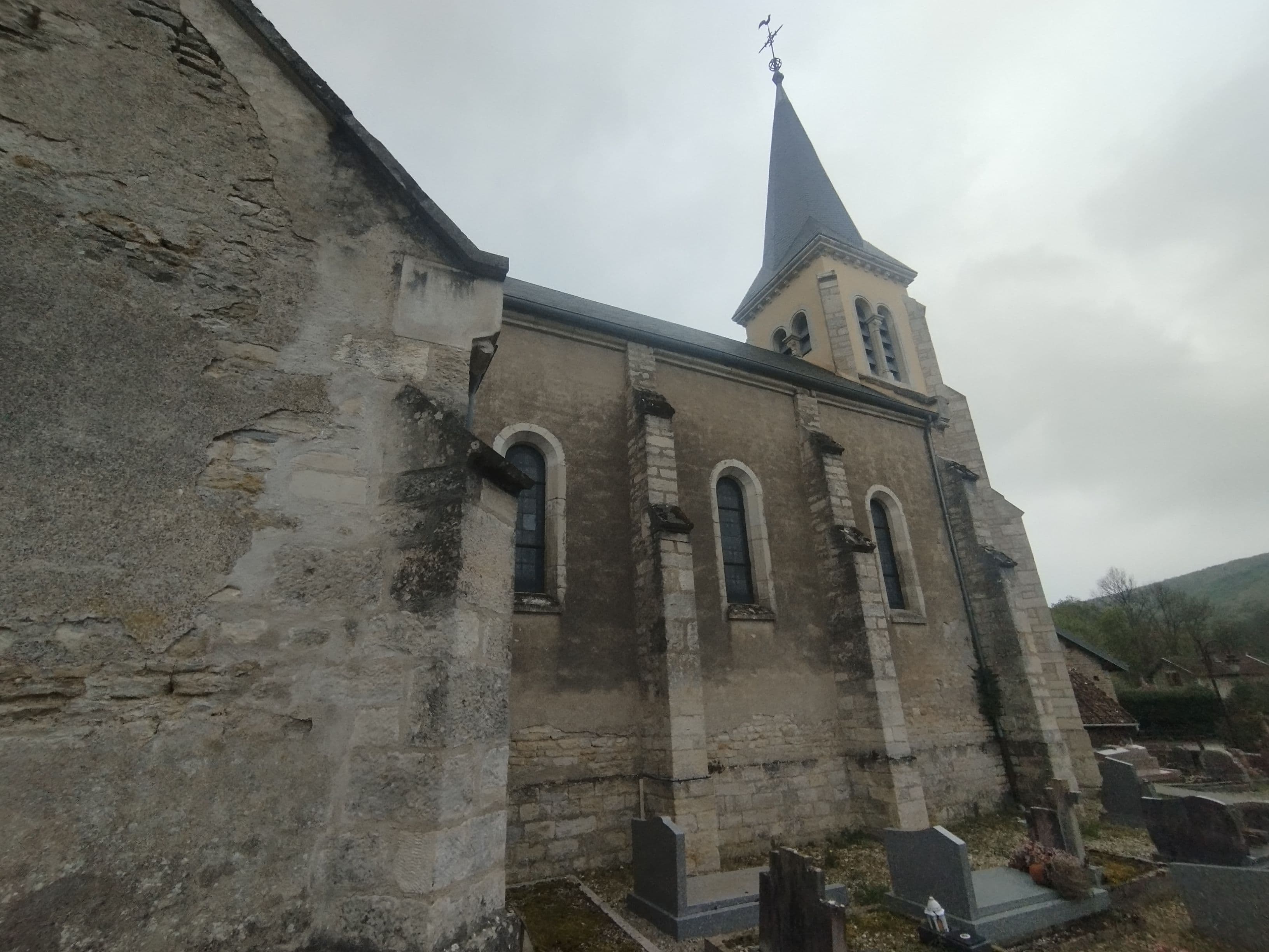 Eglise de Saint-Victor-sur-Ouche