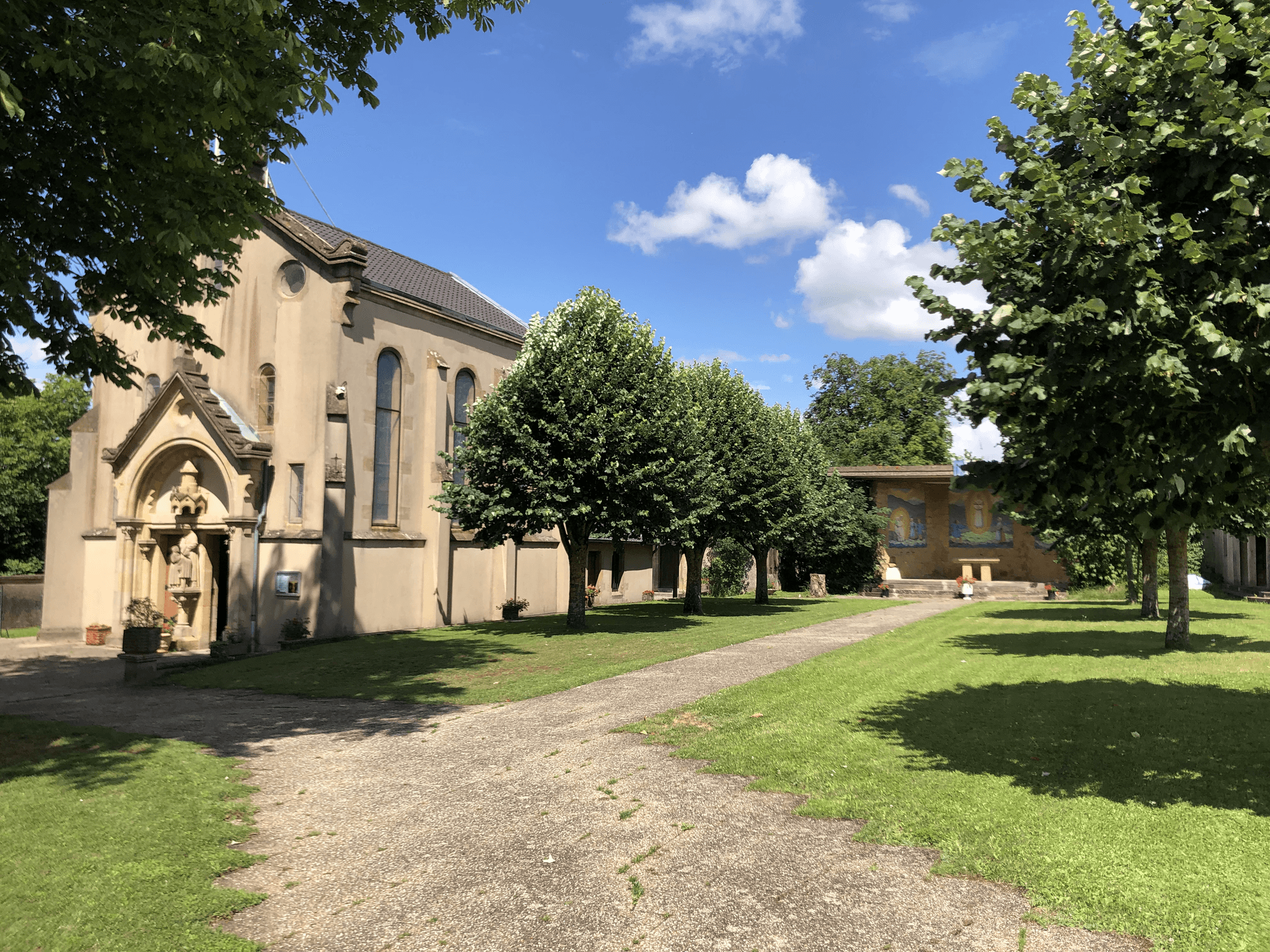 Sanctuaire Notre-Dame de la Salette
