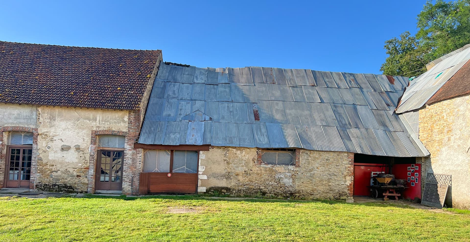 Bergerie de la grange de Beauvais à Venouse