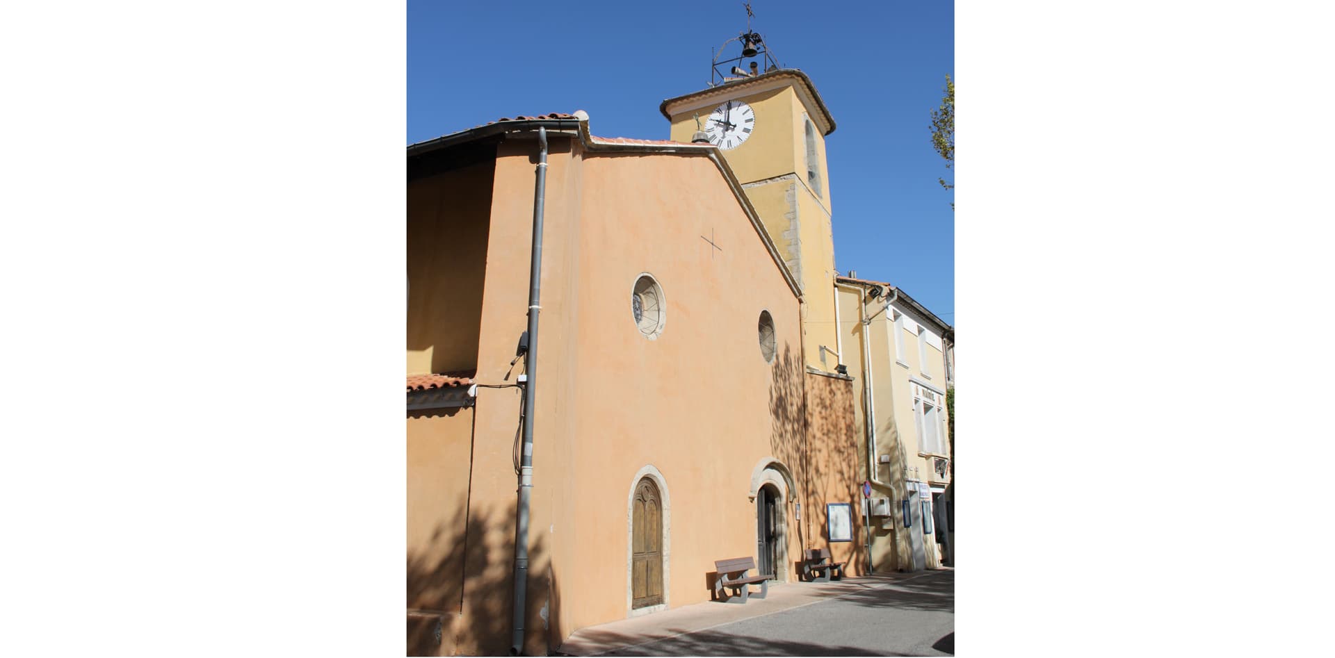 Restauration des portes de l'église de Néoules
