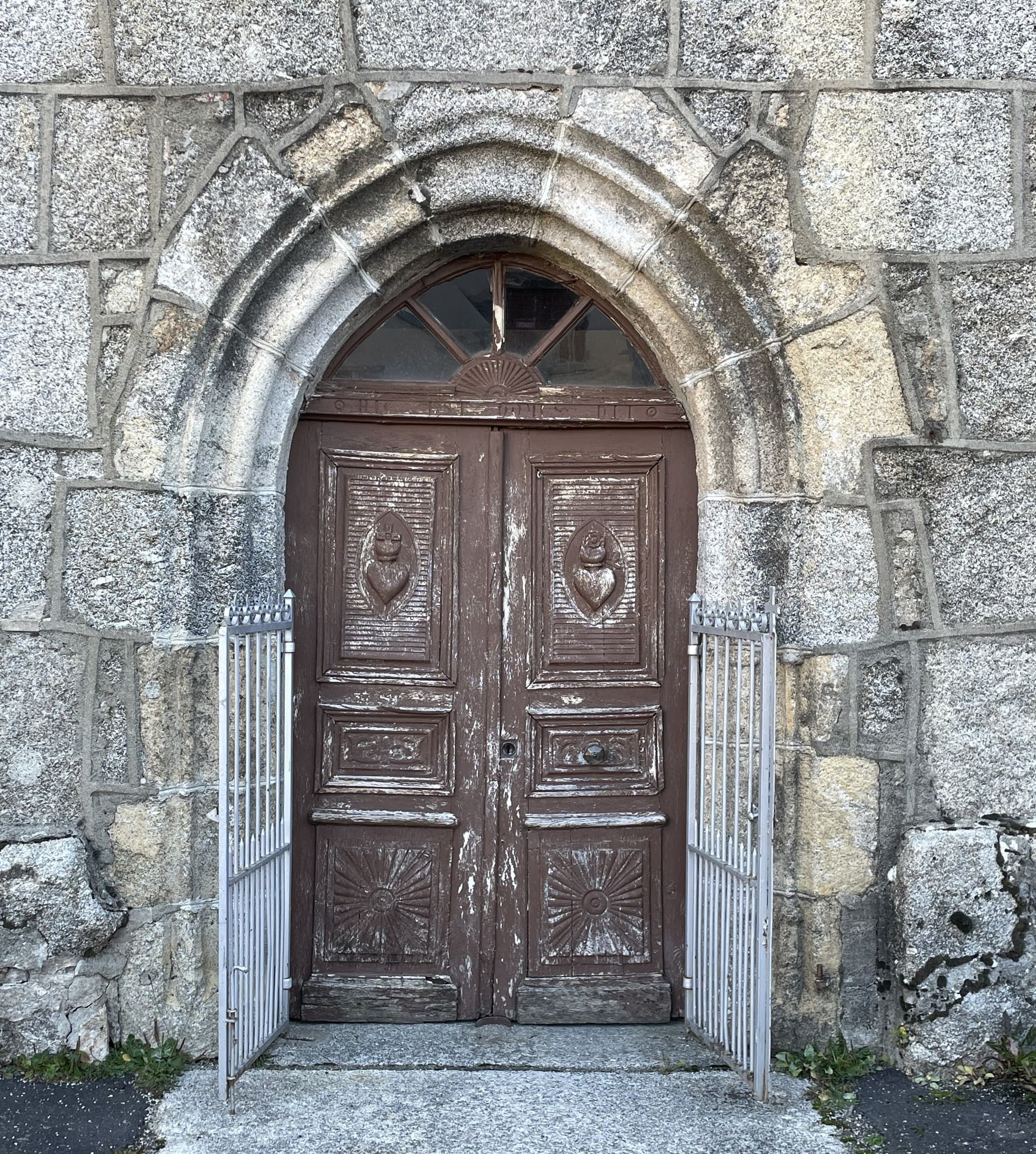 L'église du Bacon aux Monts-Verts