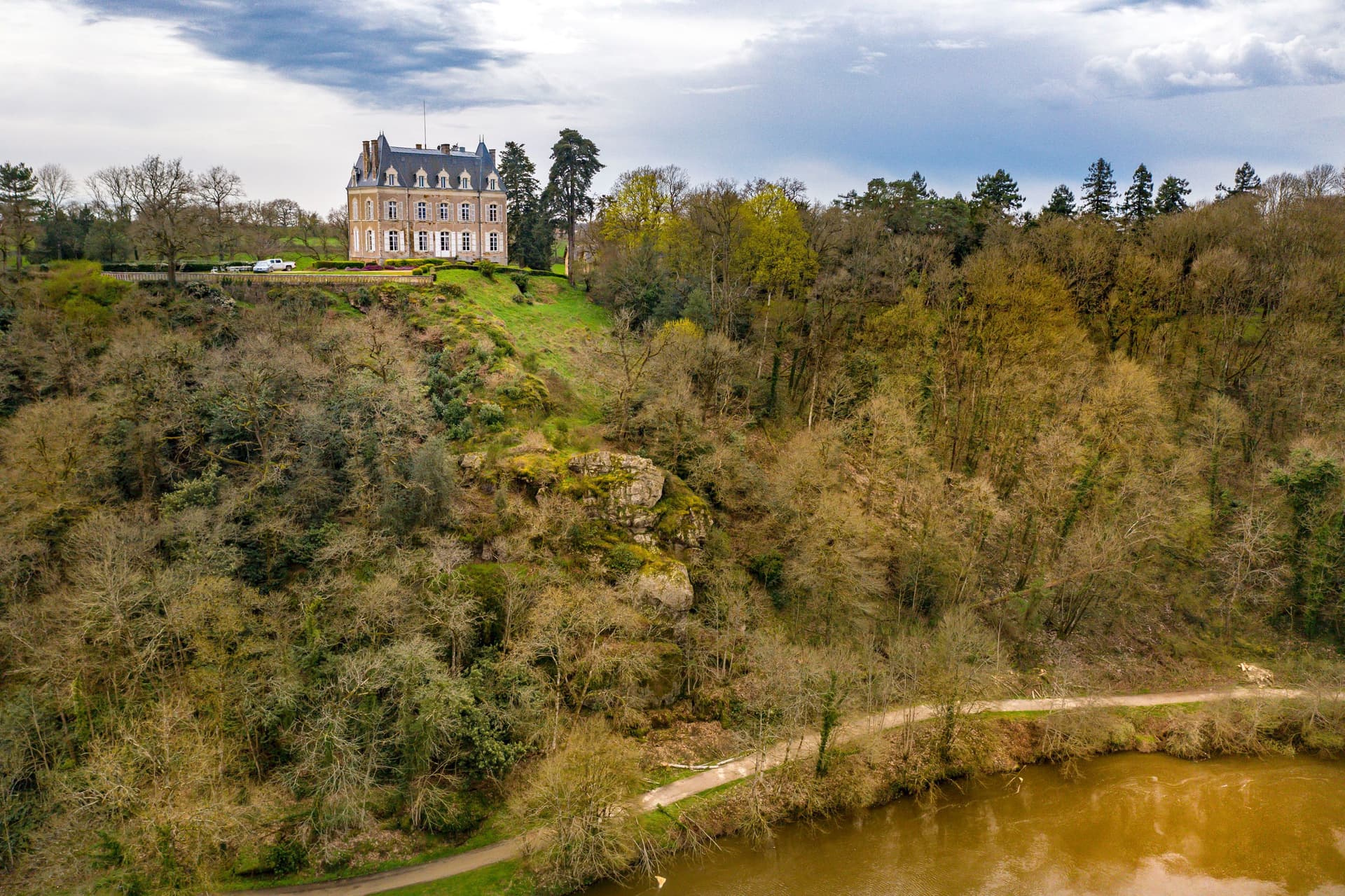 Château de la Roche à Origné