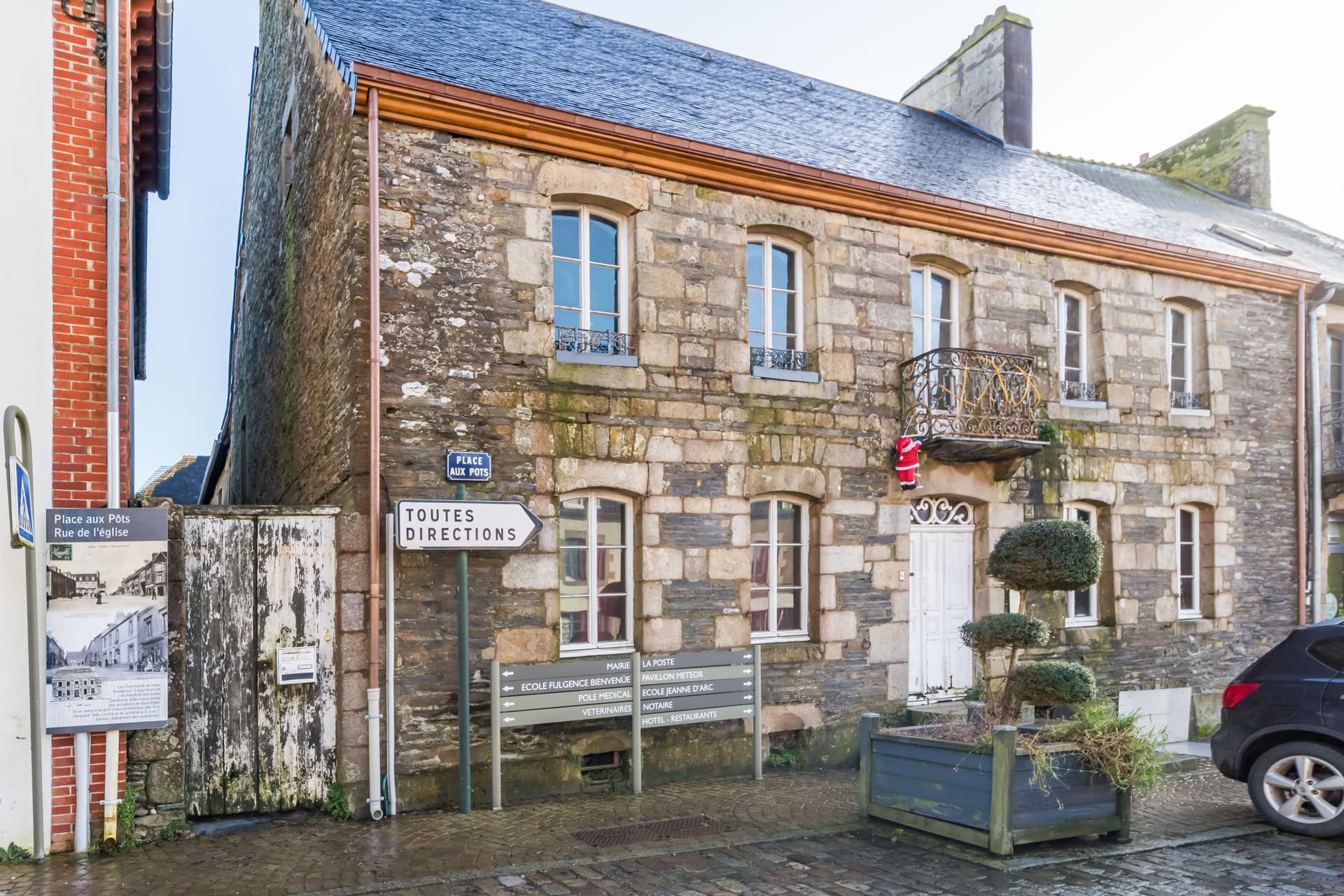 Ancienne maison de marchand de toiles à Uzel