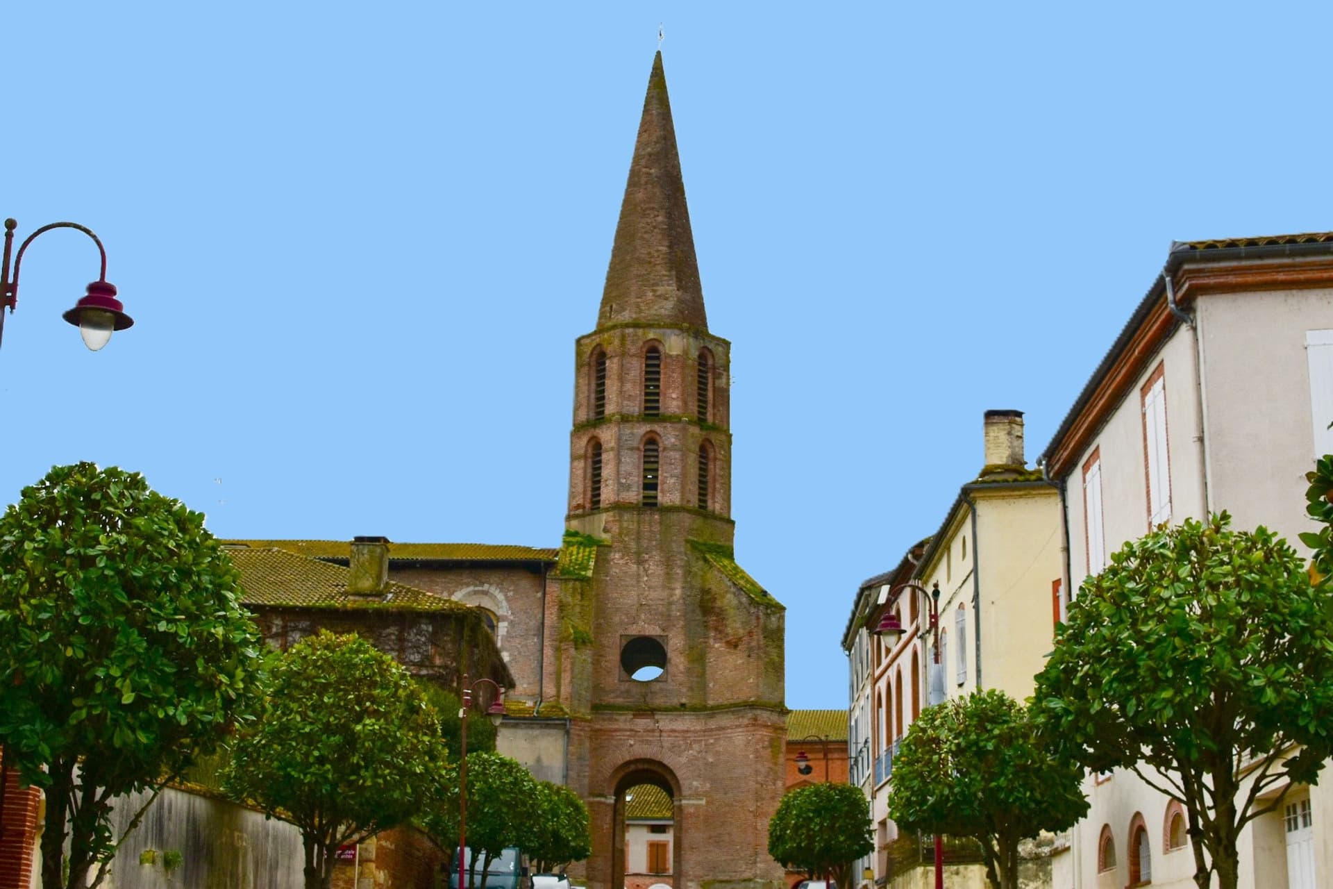 Clocher de l'église de Saint-Nicolas-de-la-Grave