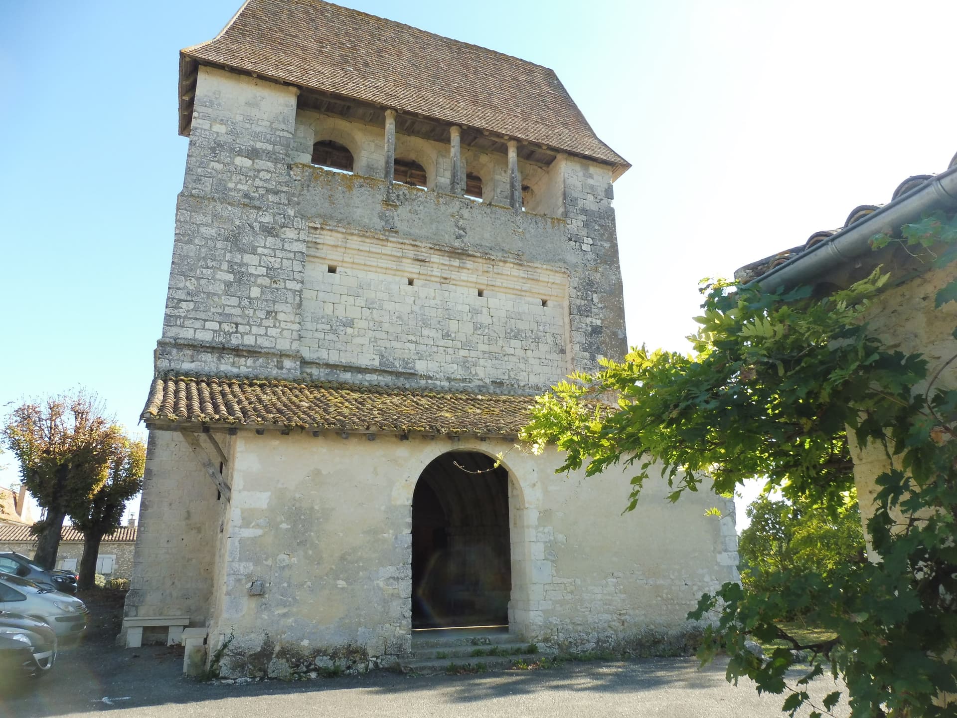 Église Saint-Pierre à Montaut