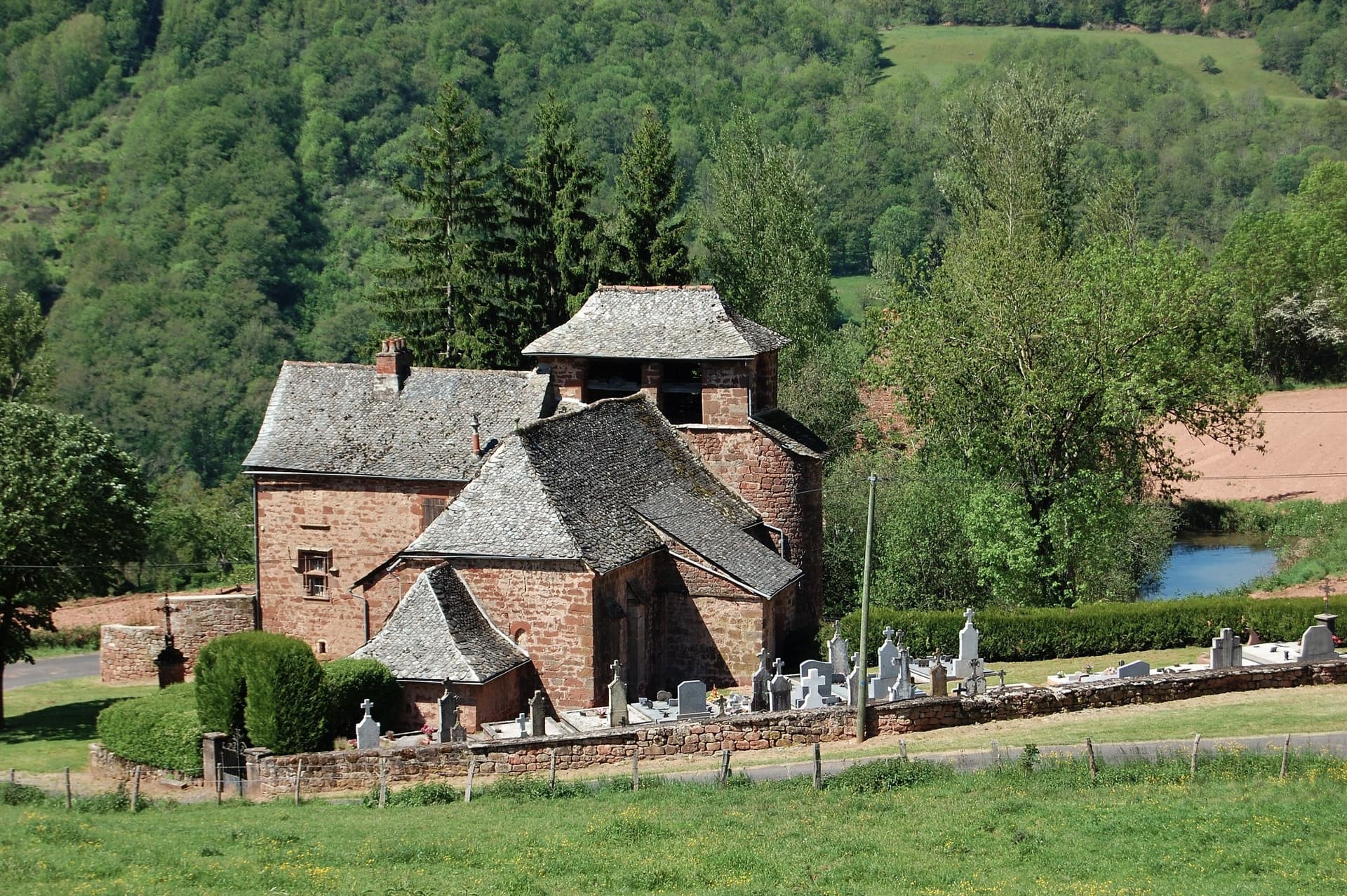 Eglise de Ségonzac à Villecomtal