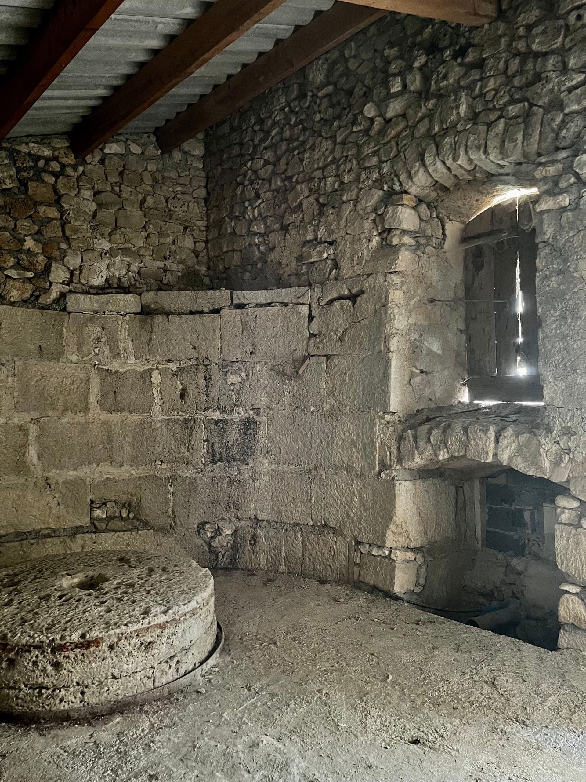 MOULIN DU PESQUIER - ARTIGNOSC