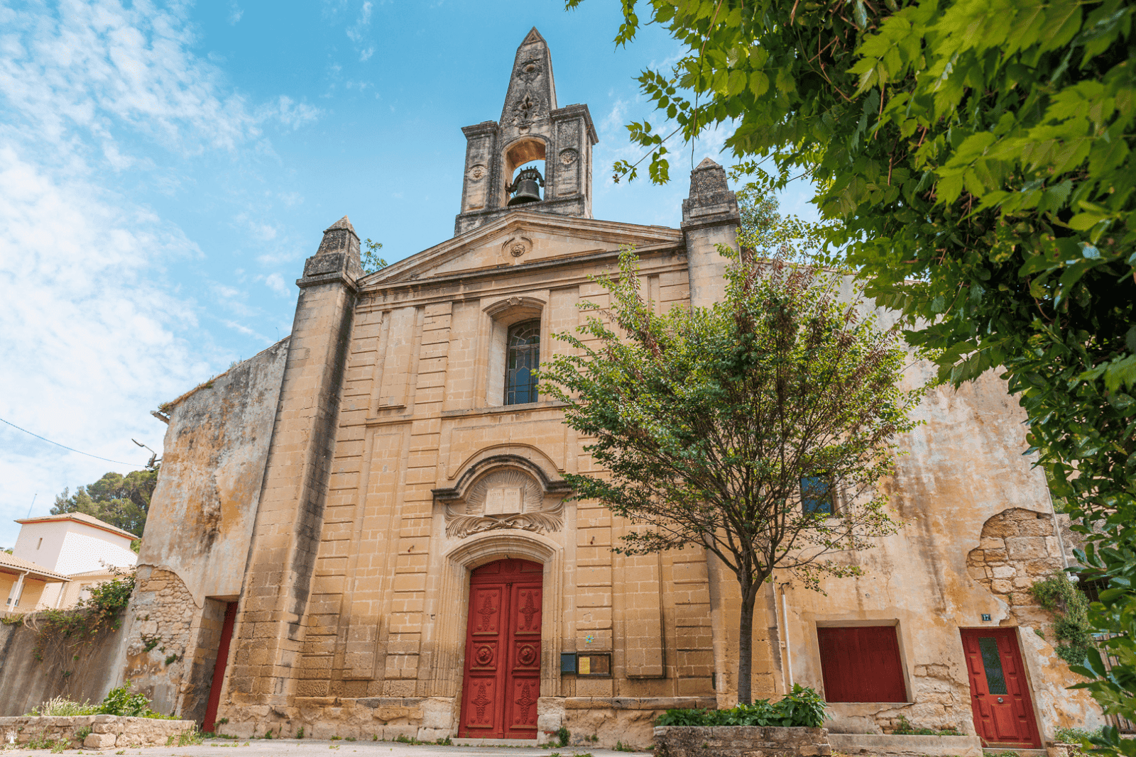 Le Temple protestant "Au Livre"