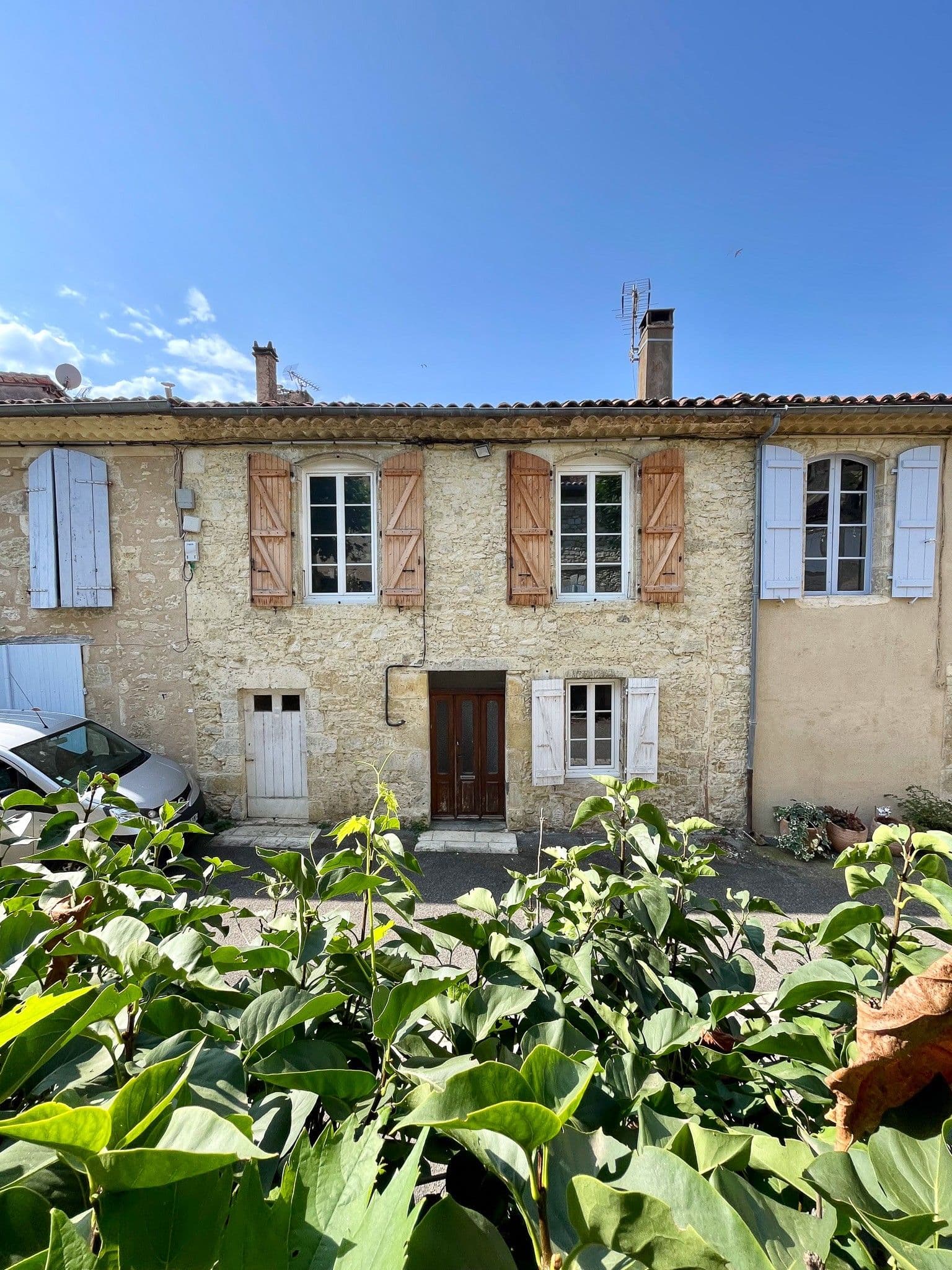 Maison ancienne au cœur du village médiéval