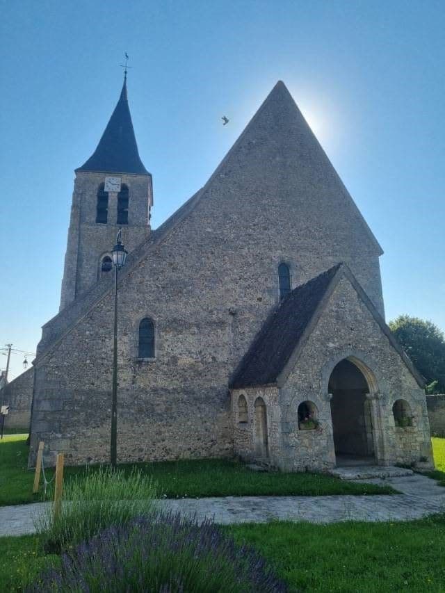 Eglise St Loup de Bransles