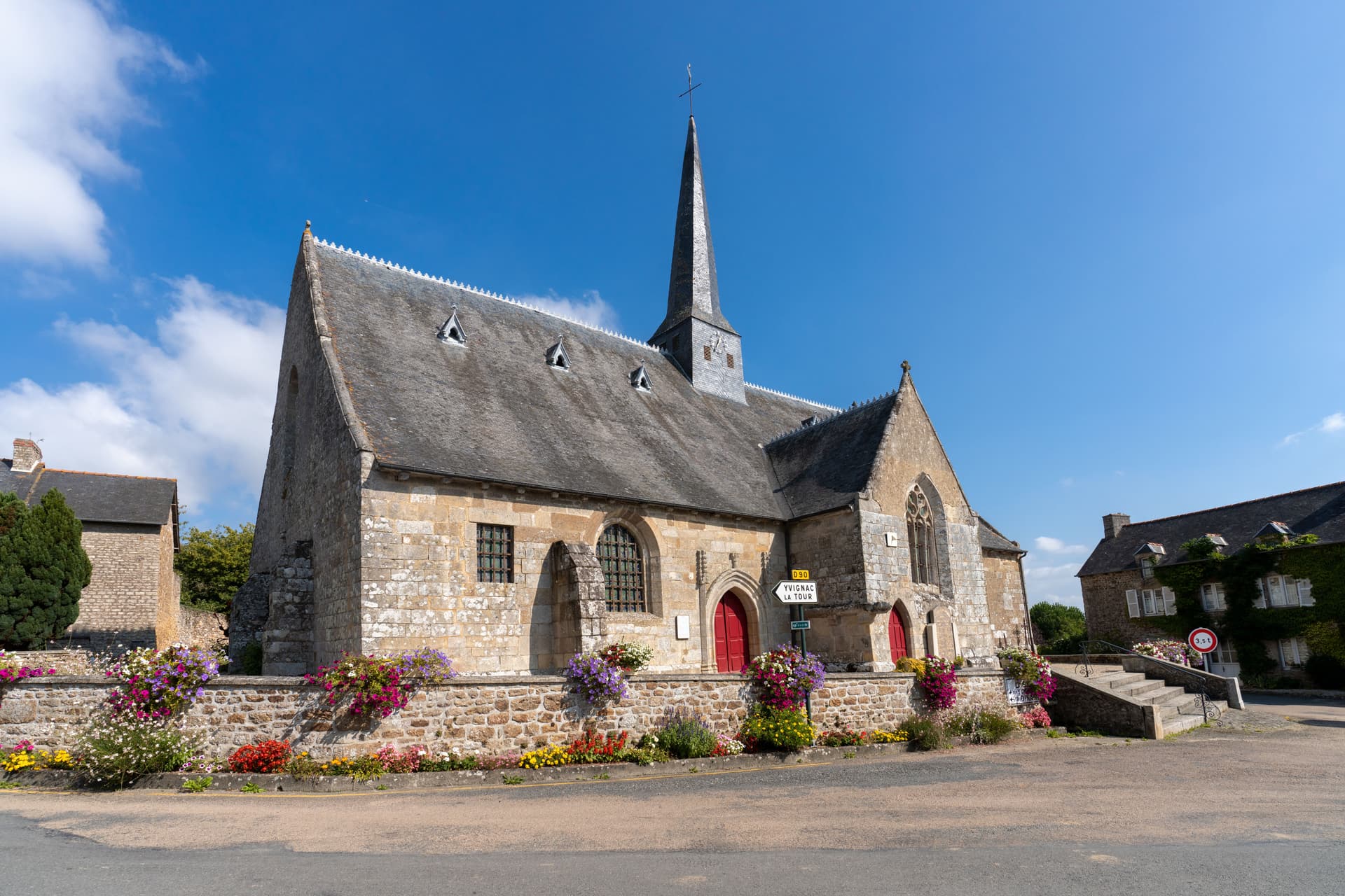 L'église Saint Gervais - Saint Protais de Guenroc
