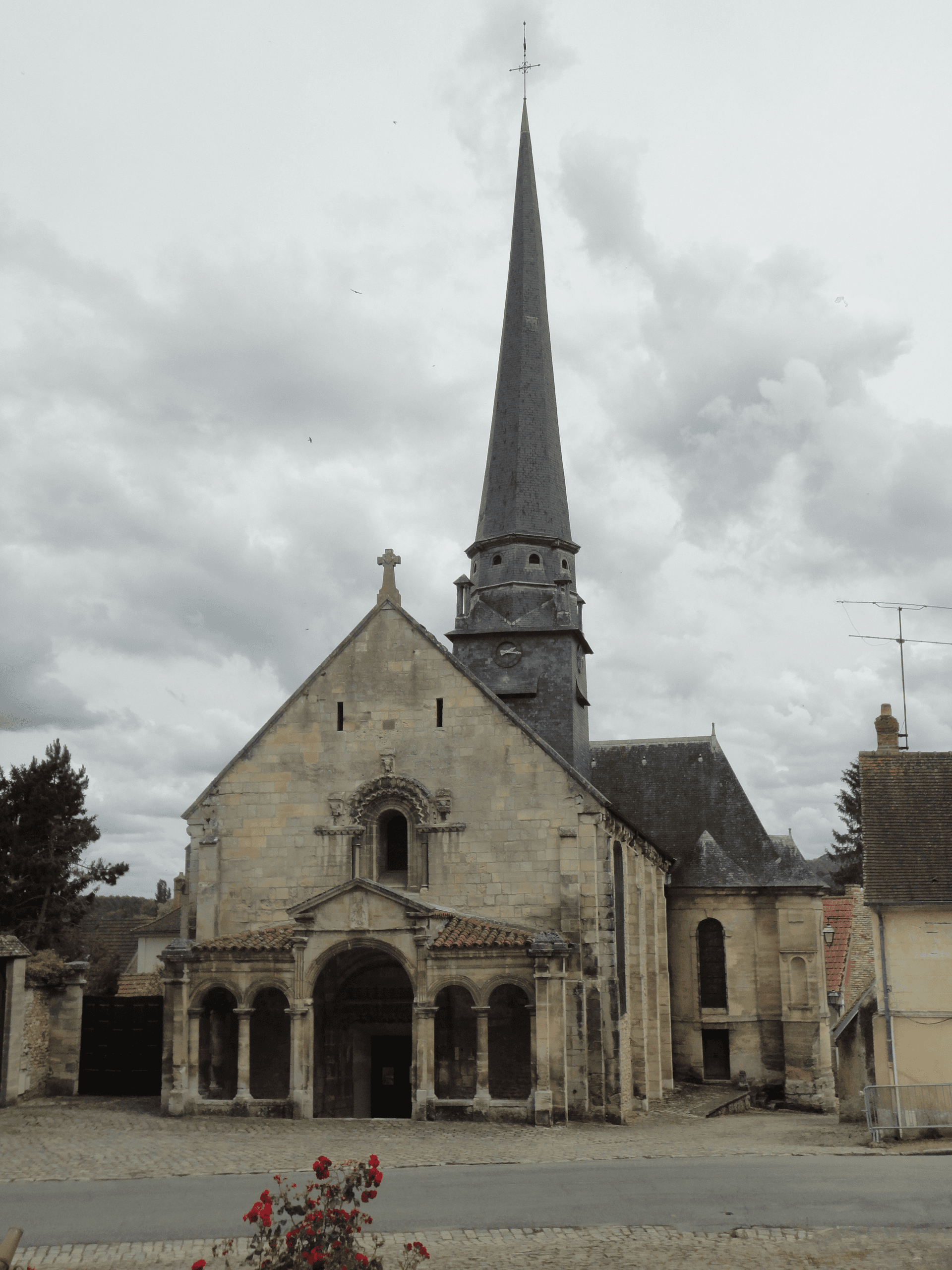 église Saint-Jean-Baptiste de Dangu